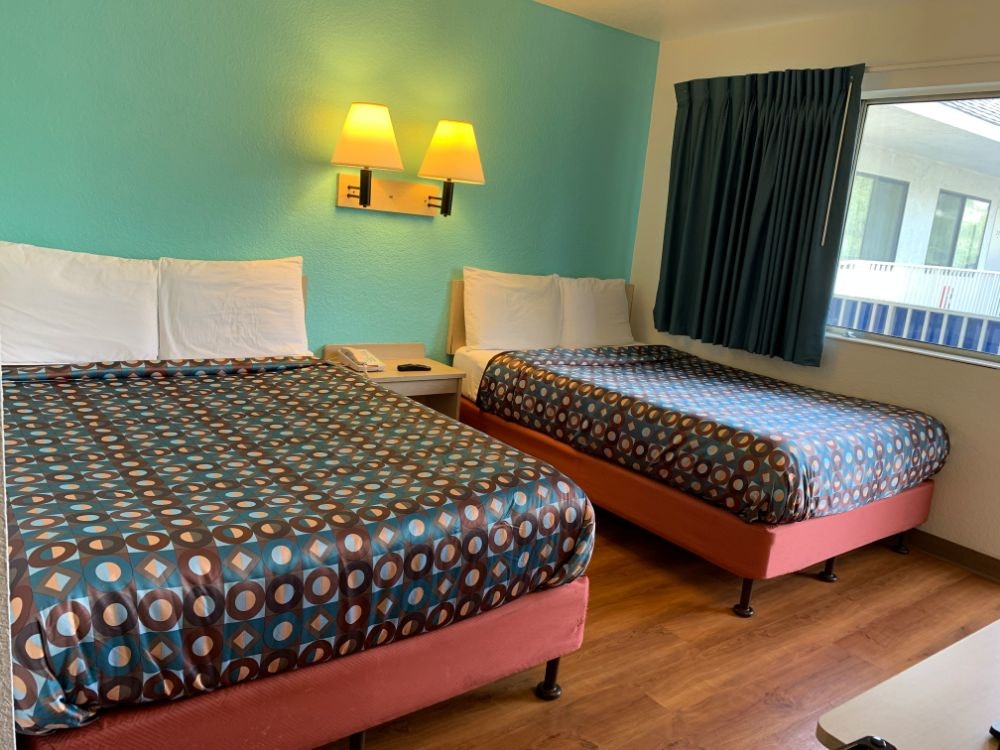 Vagabond Inn – Sylmar