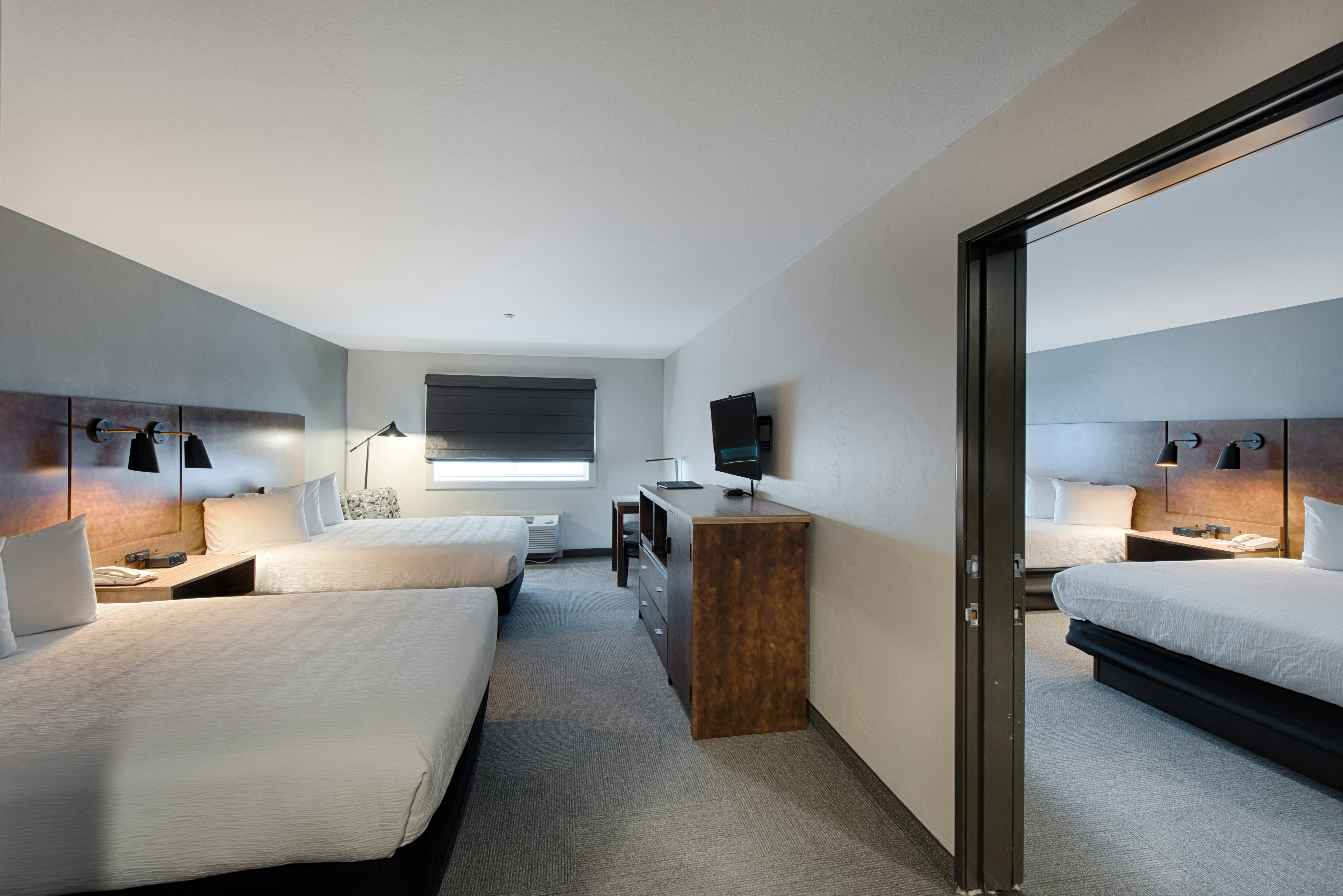 2 Double Beds Non-Smoking Room