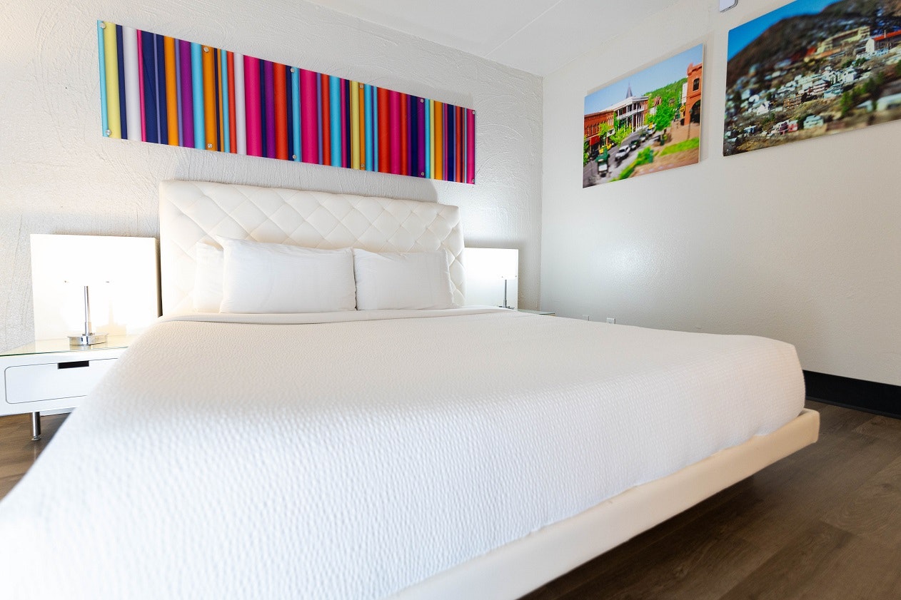 Deluxe King Room
