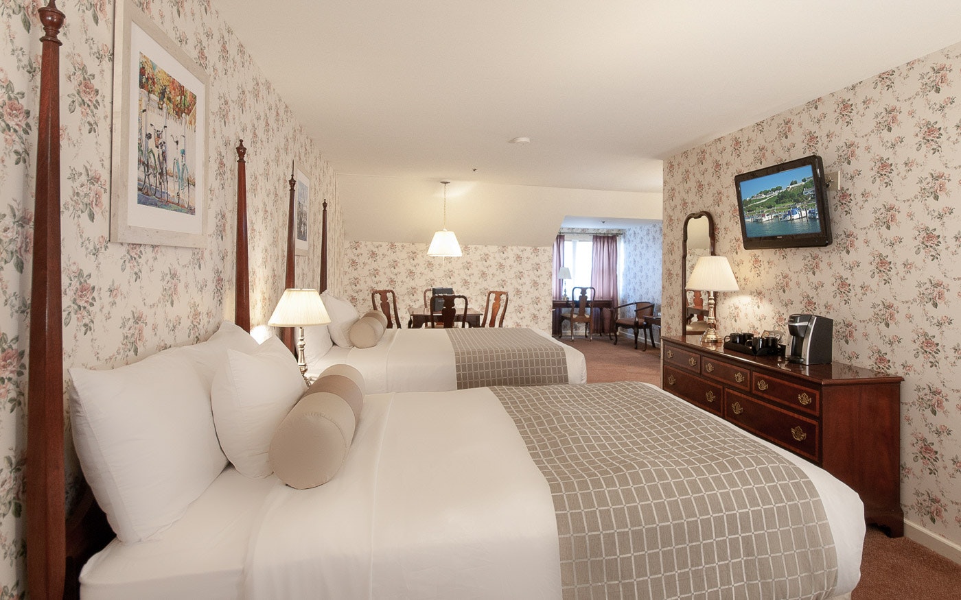 Lake View Hotel