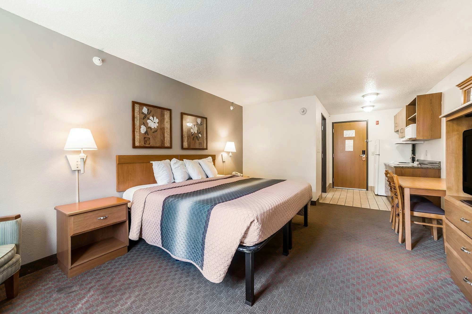 Welcome Suites OFallon