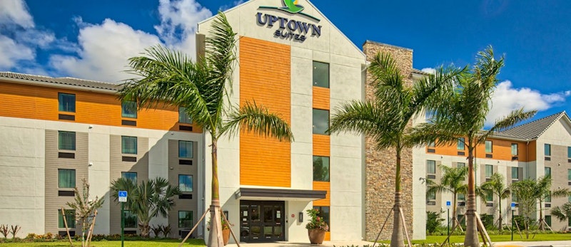 Uptown Suites Extended Stay Miami Homestead