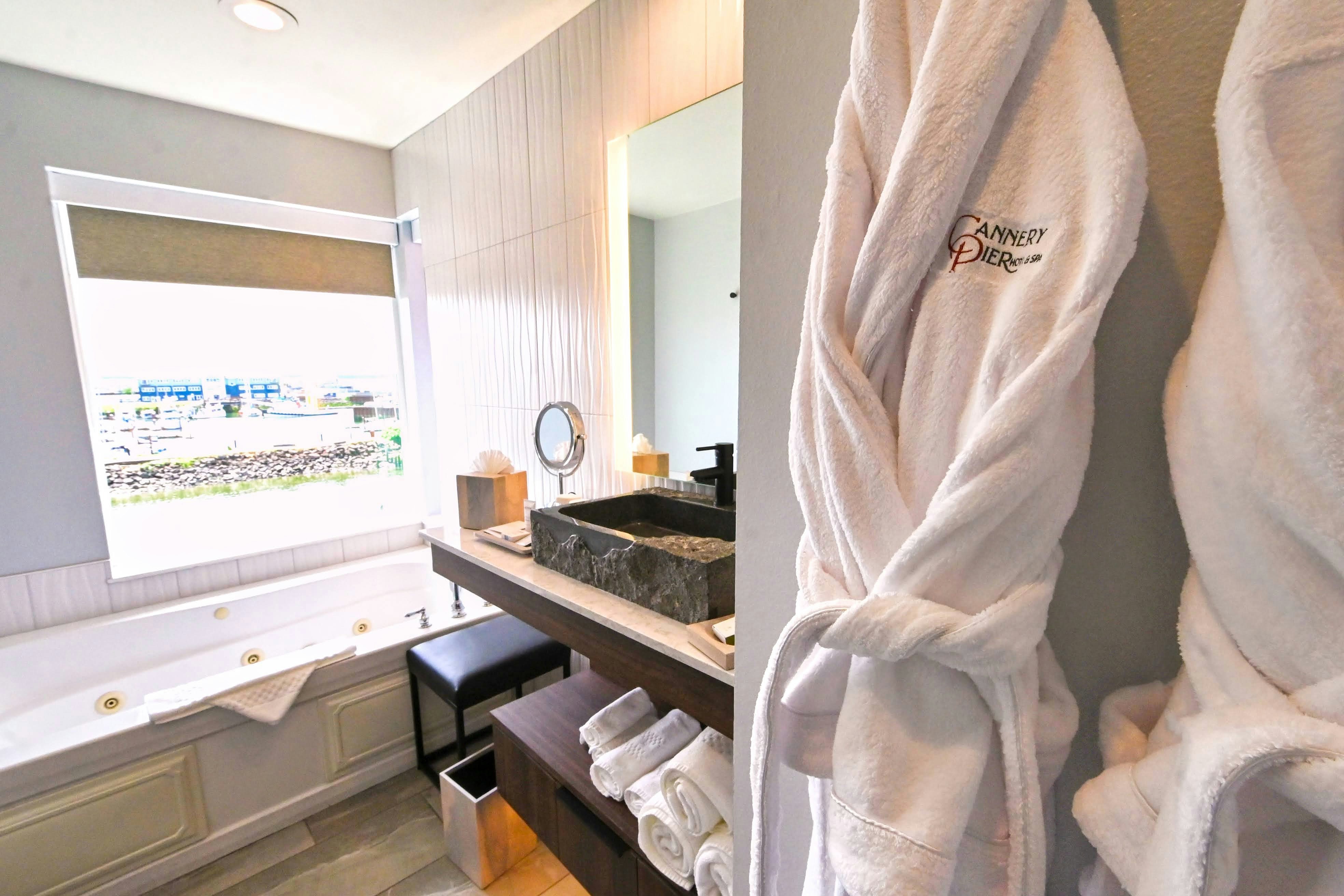 ONE BEDROOM SUITE