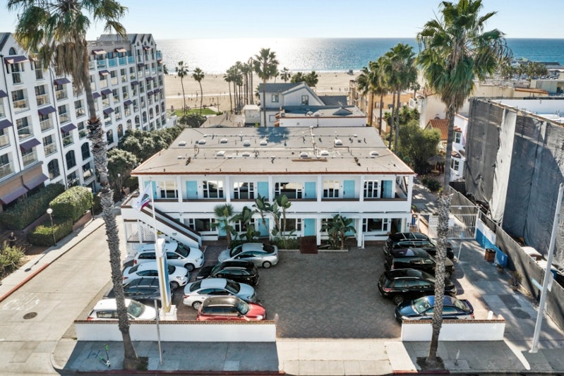 Sea Blue Hotel – formerly The Hotel California