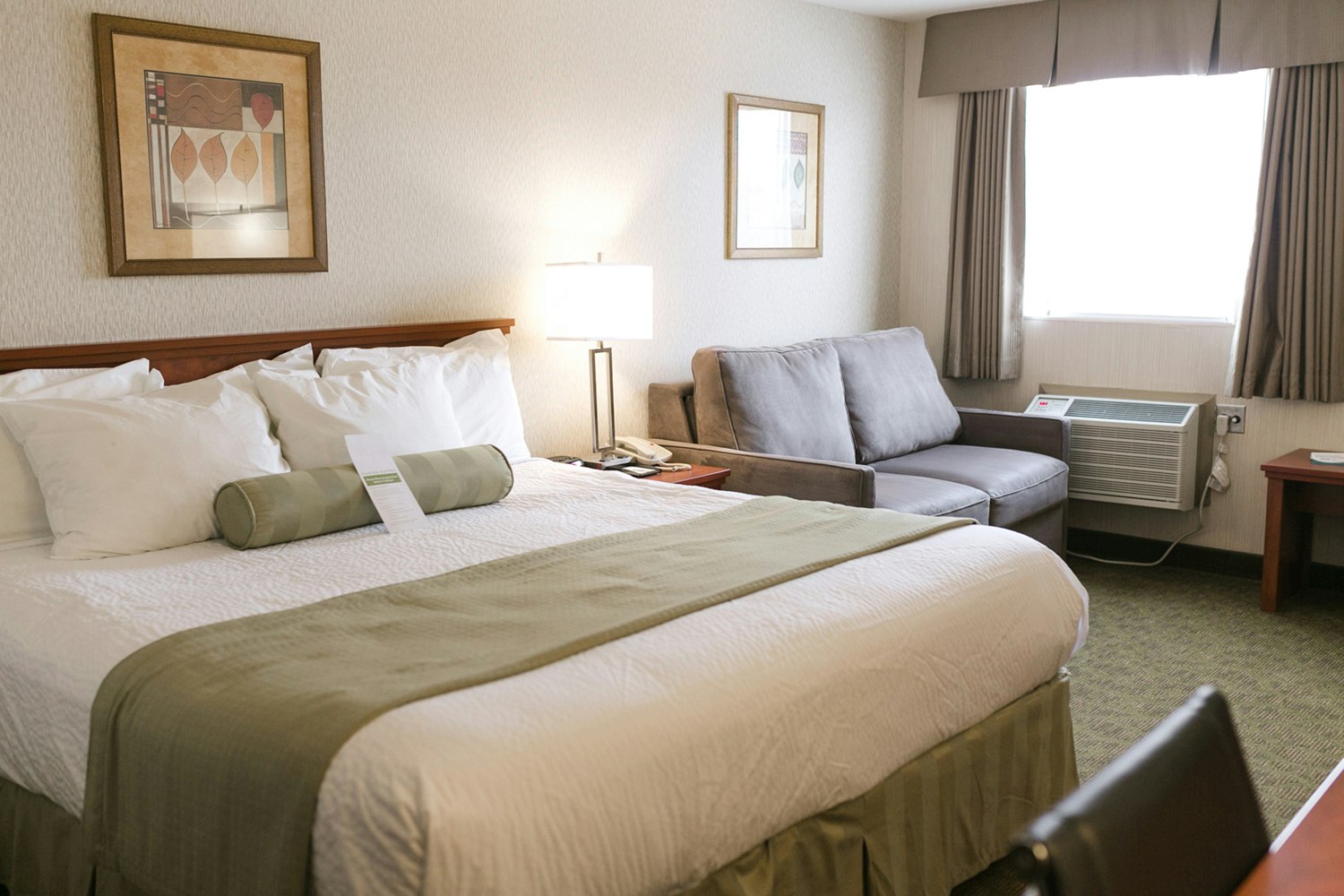 Victoria Inn Hotel & Convention Center Flin Fon