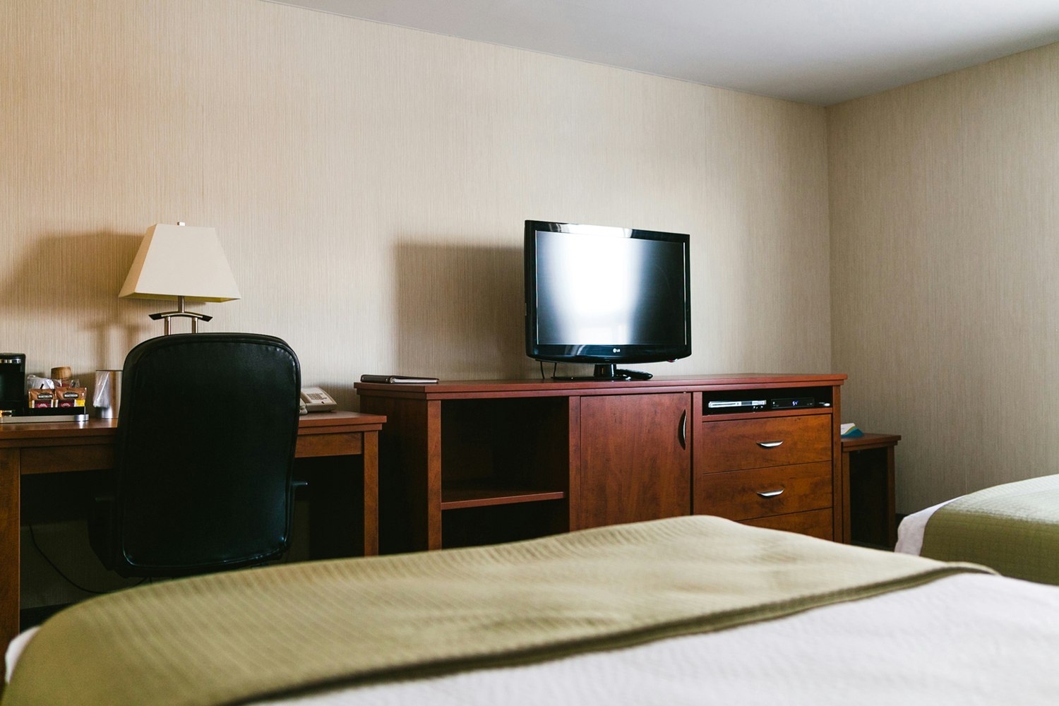 Victoria Inn Hotel & Convention Center Flin Fon