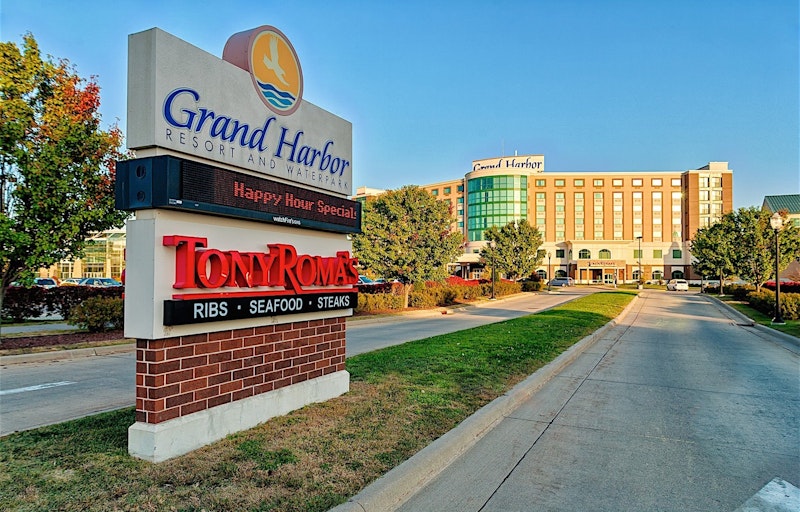 Grand Harbor Resort Waterpark