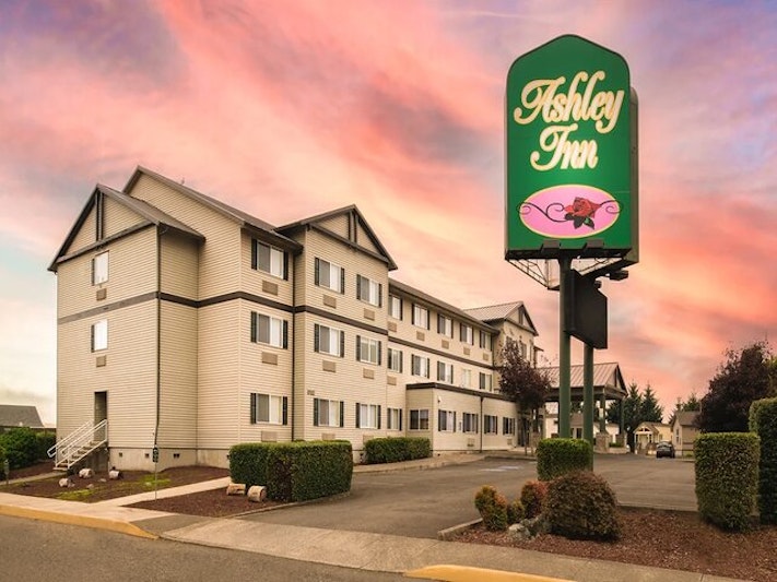 Ashley Inn of Tillamook