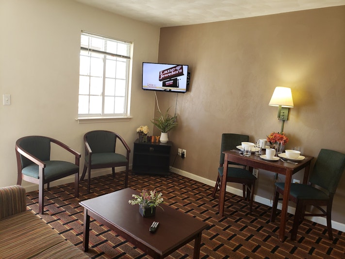 Affordable Suites of America – Burlington