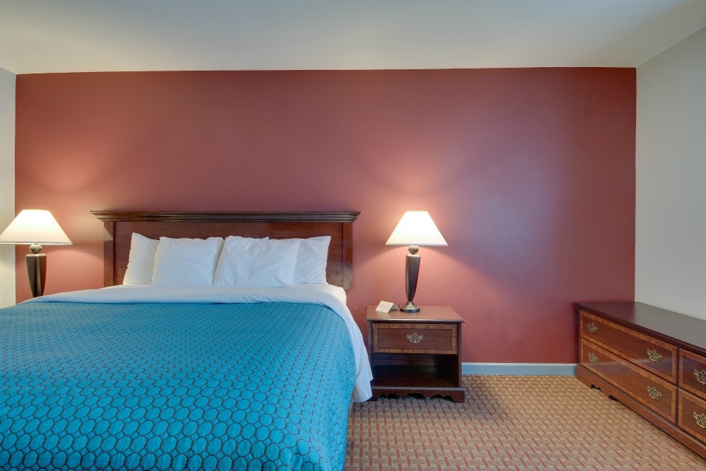 Vagabond Inn Executive – Hayward
