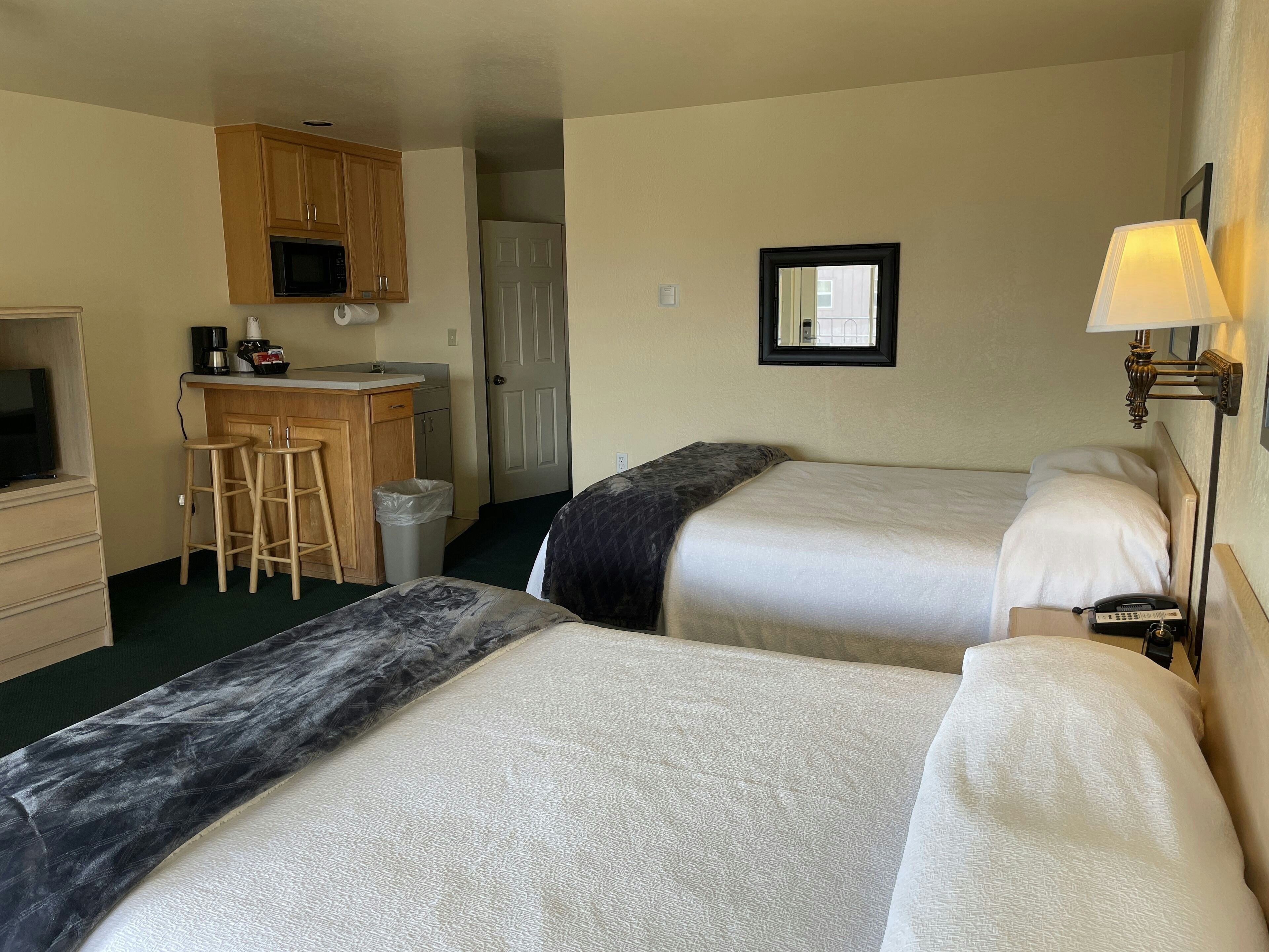 Crown Motel
