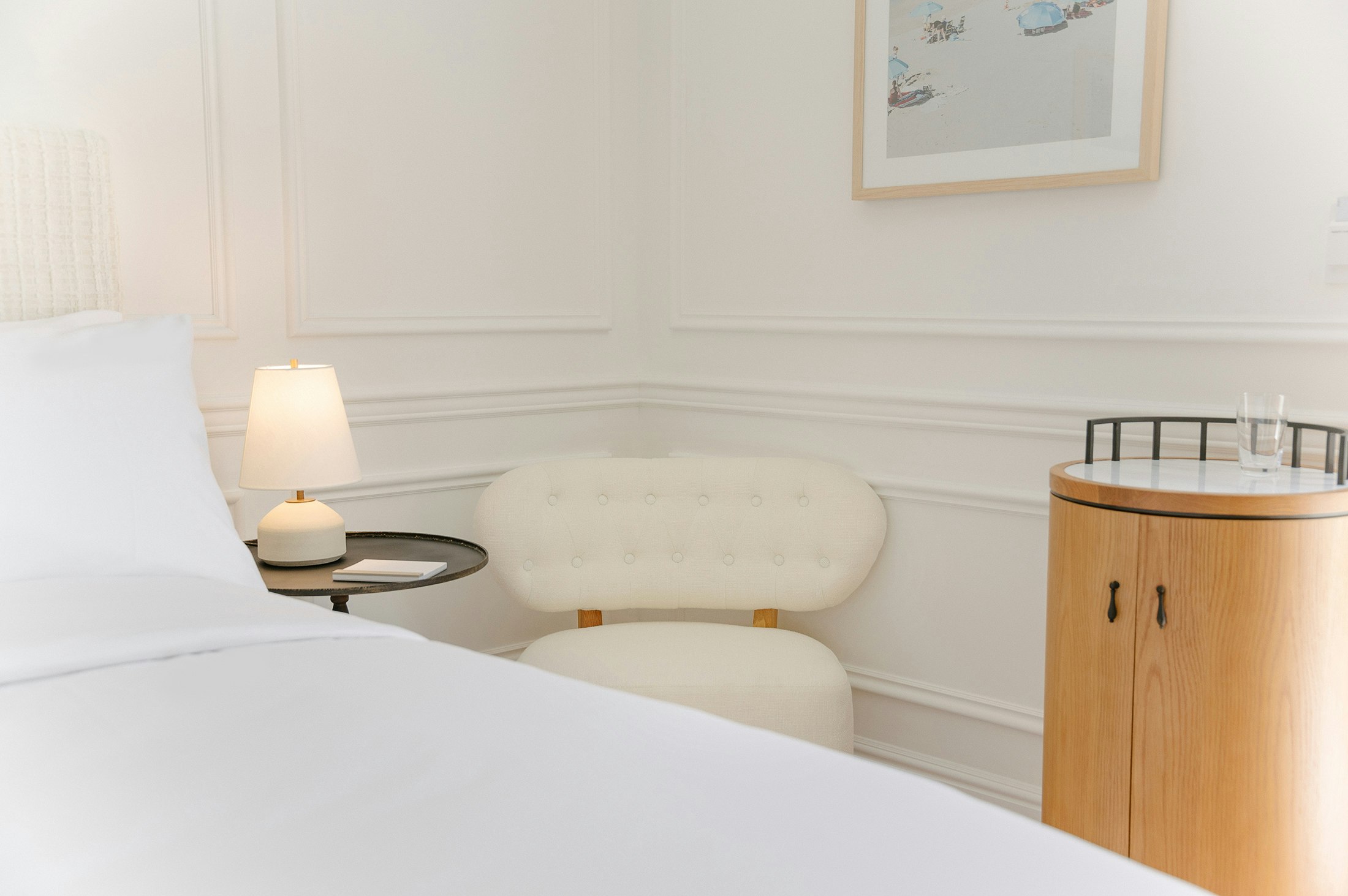 Cara Hotel