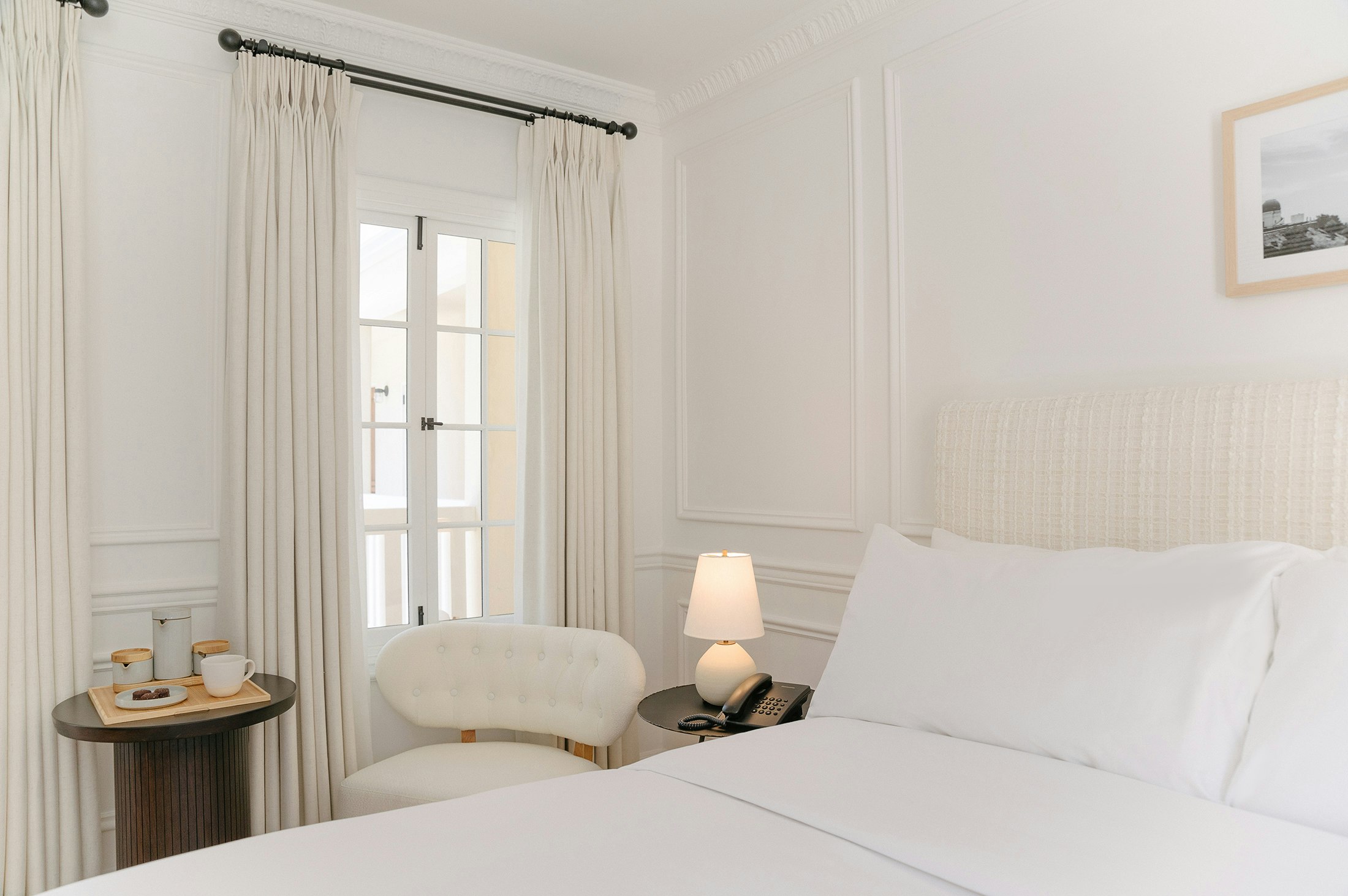 Cara Hotel