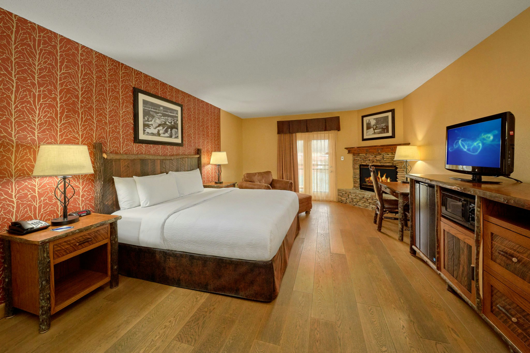 Old Creek Lodge