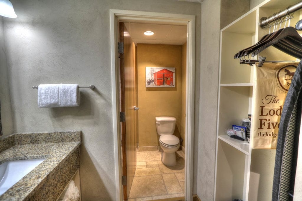 Lodge at Five Oaks