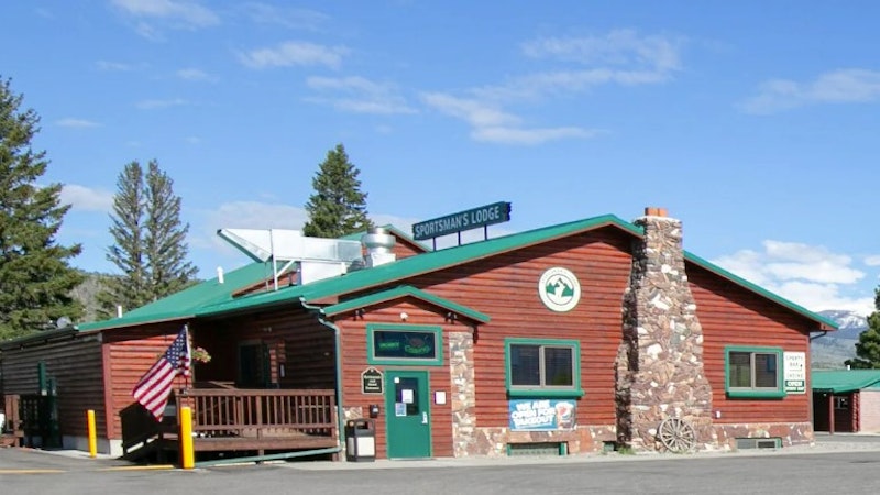 Sportsmans Lodge