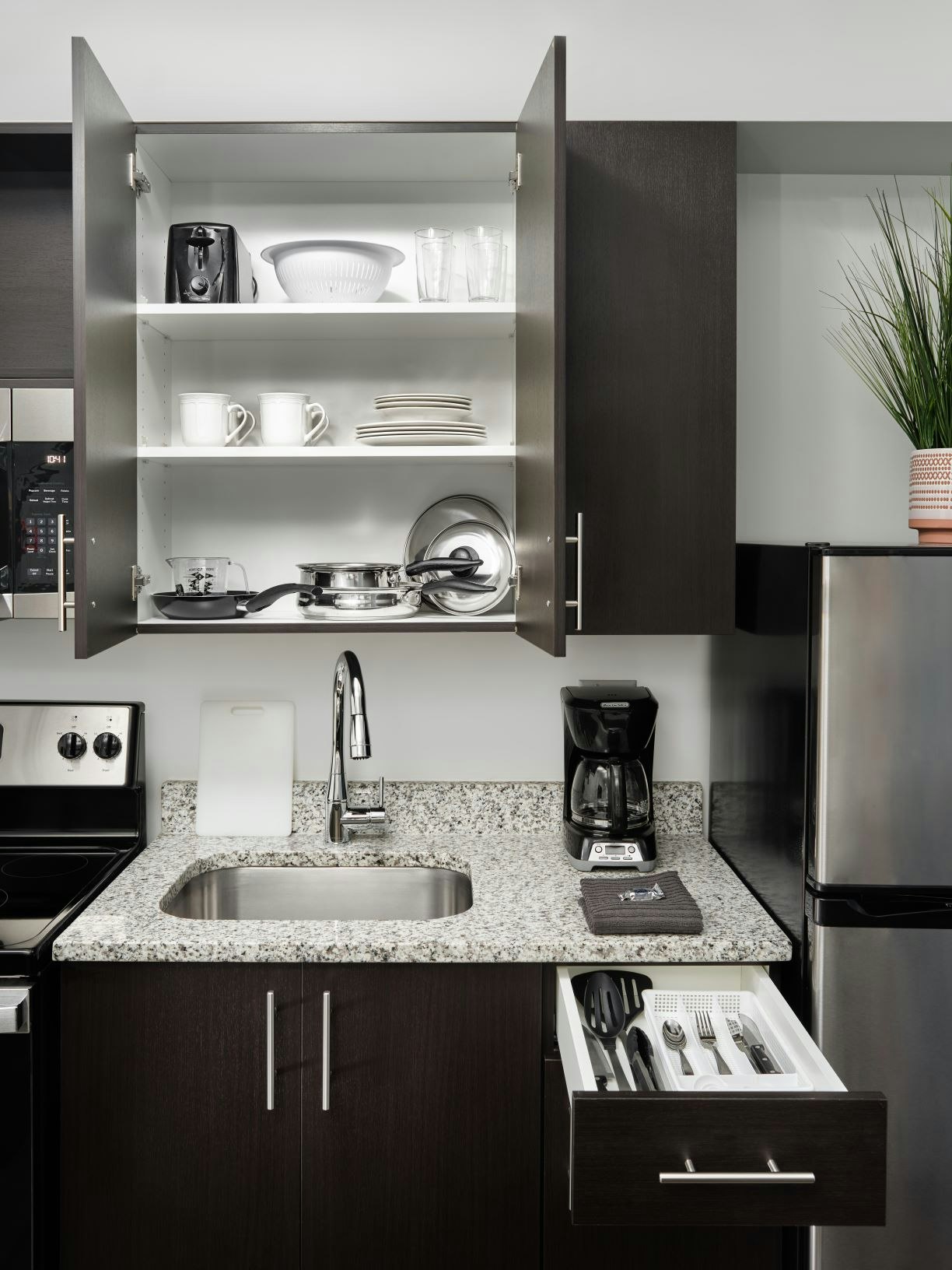 stayAPT Suites Lebanon-Nashville Area