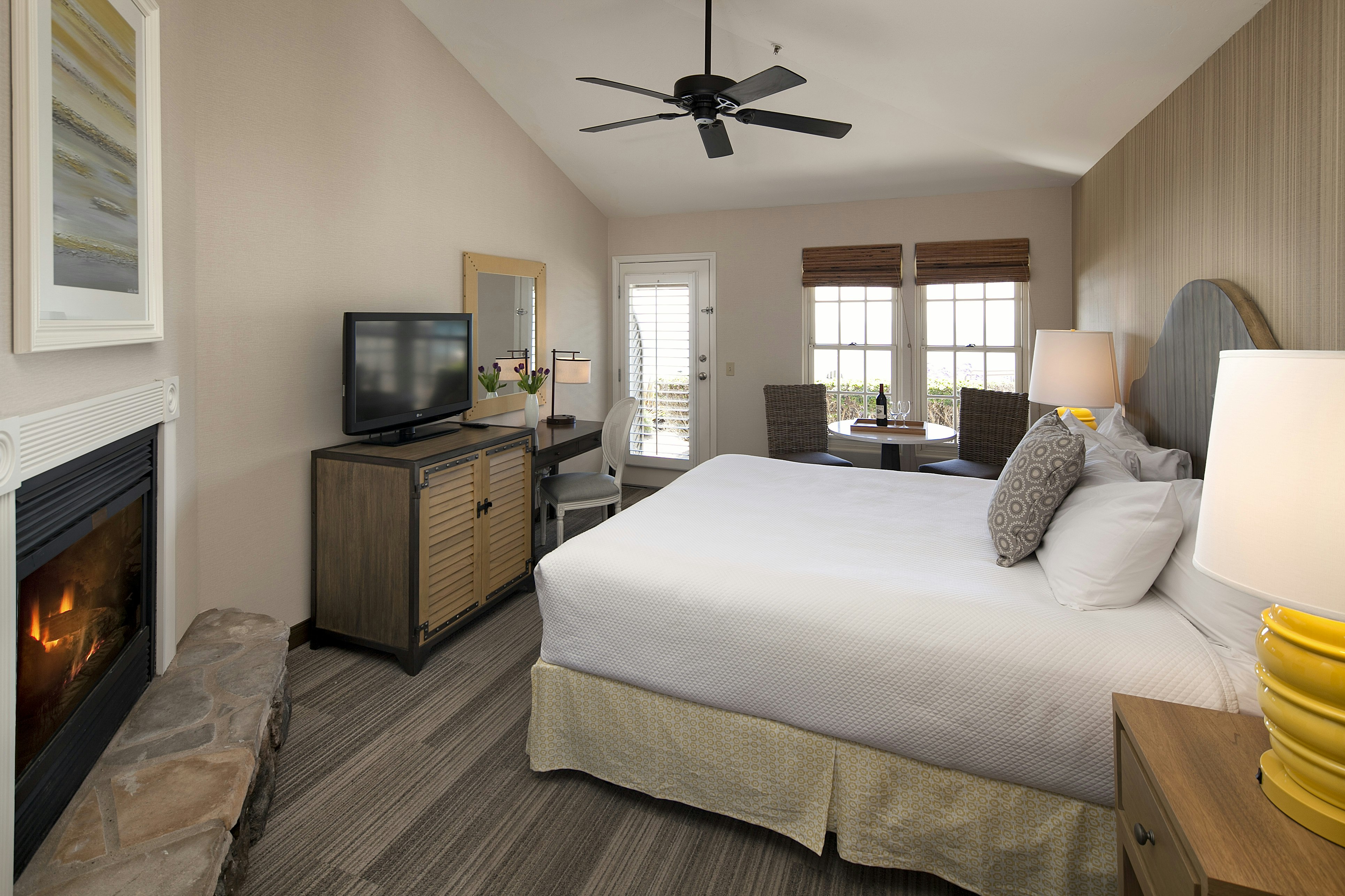 Cottage Inn By The Sea