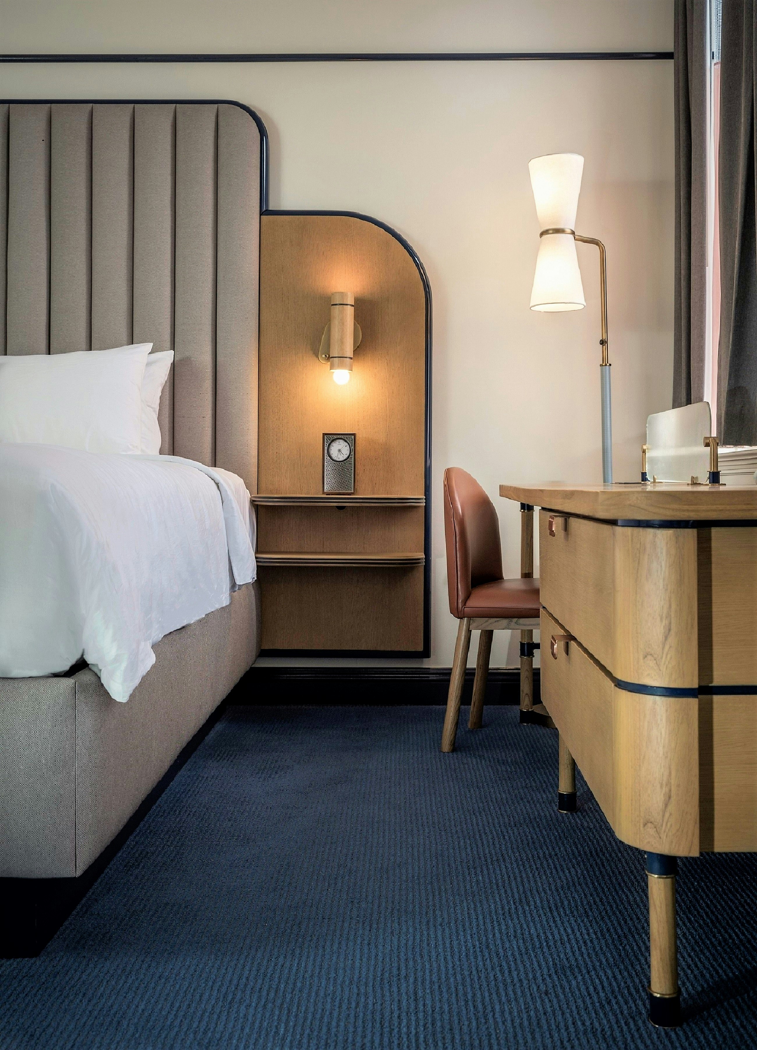 Hu. Hotel