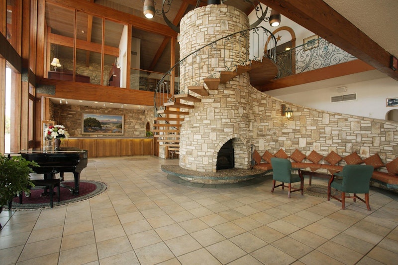 Inn of The Hills Hotel & Conference Center