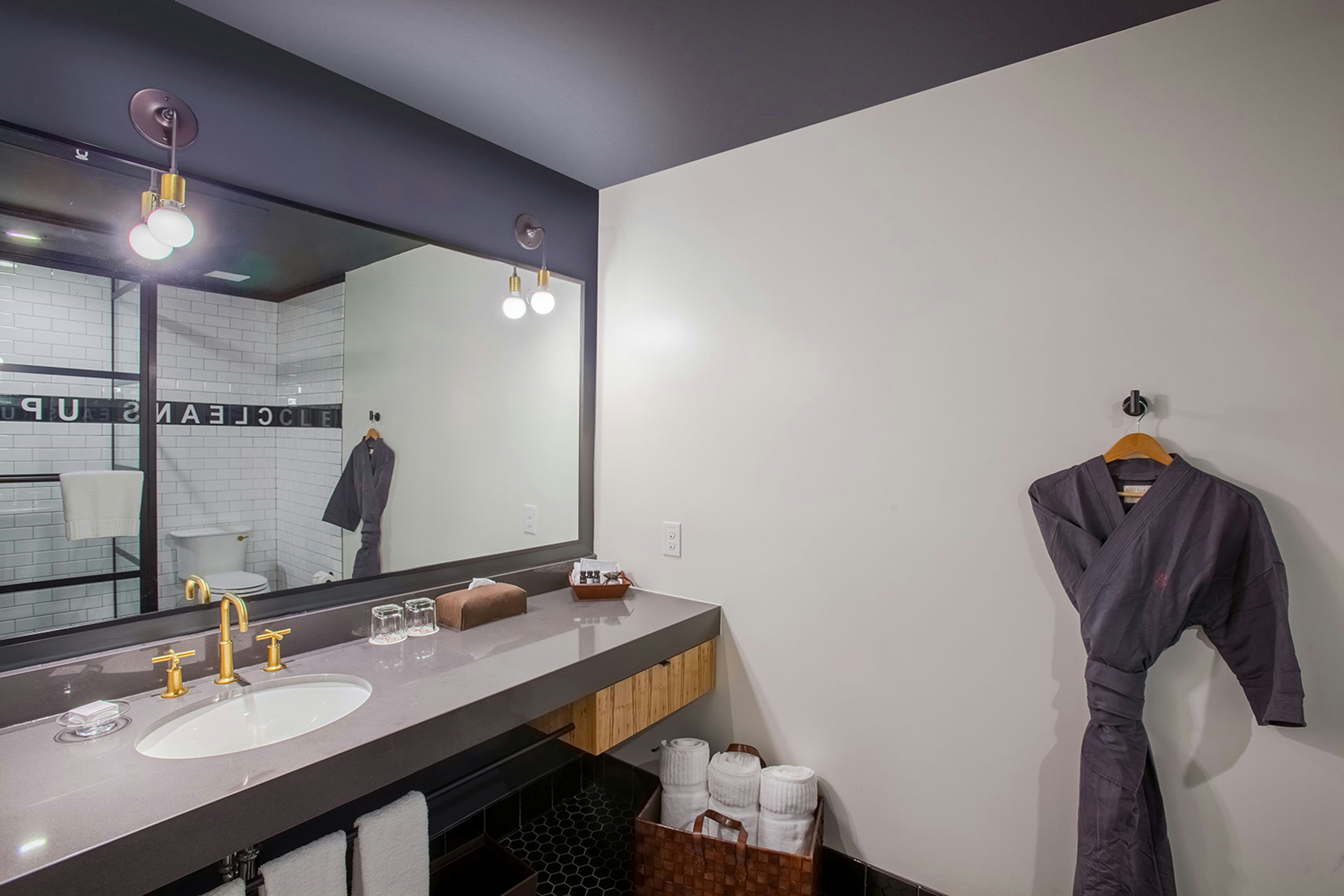 The George, by Valencia Hotel Collection