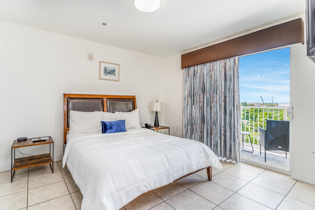 South River Suites