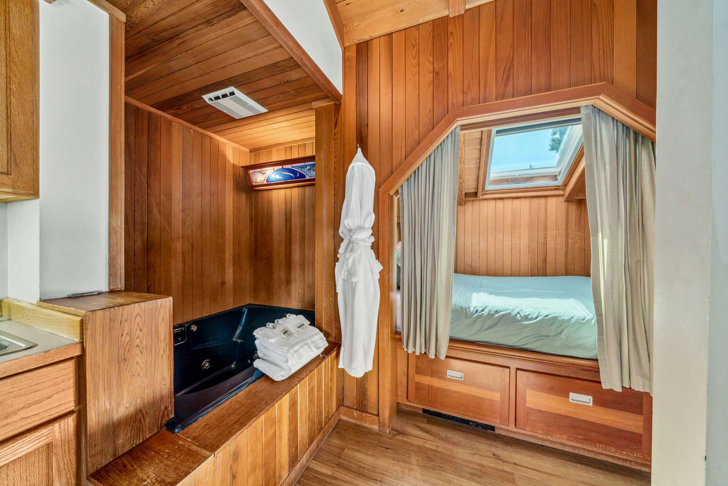 Inn at Manzanita and The Spinn