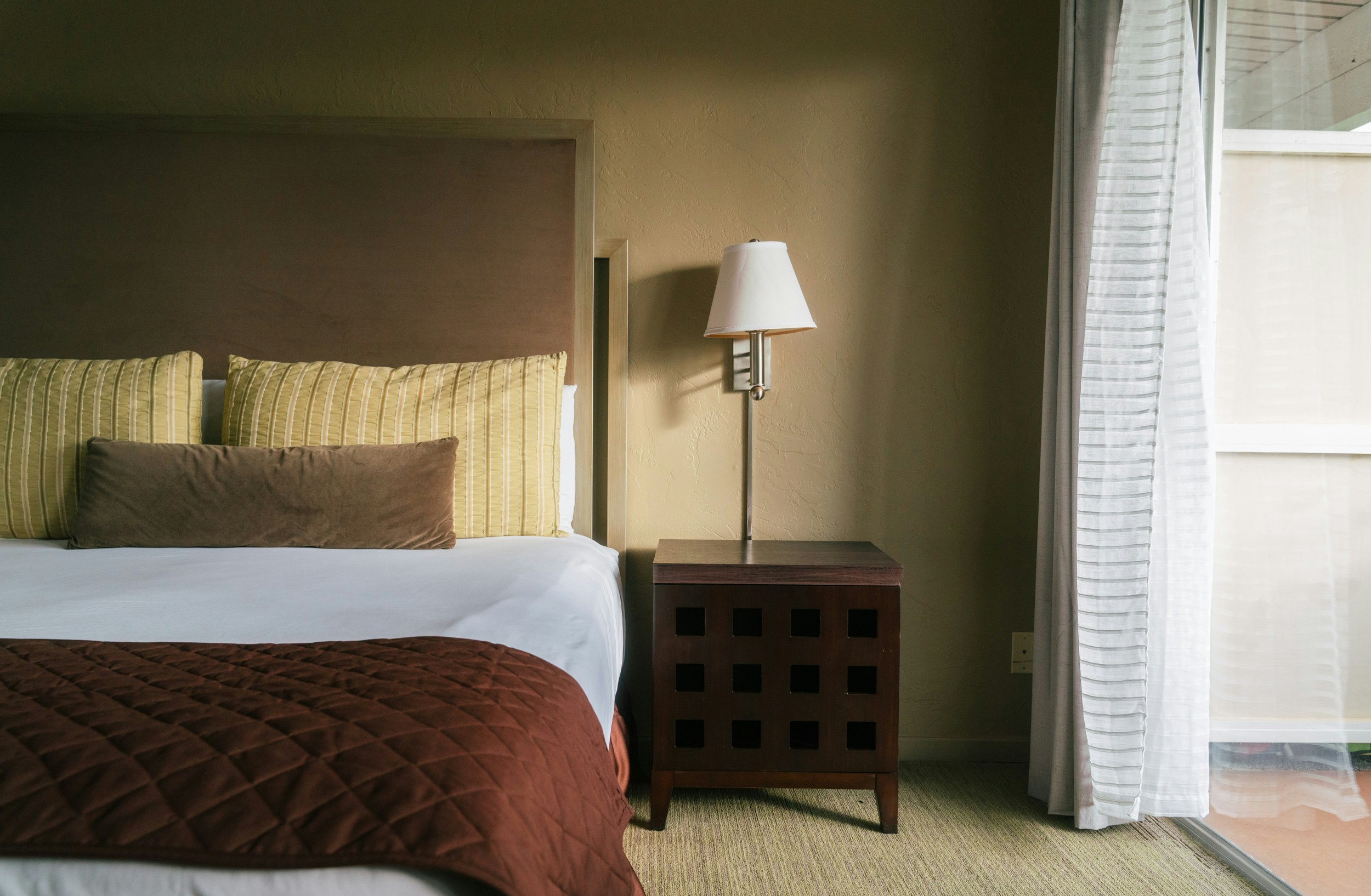 Ocean View One Bedroom Suite with 1 King bed and sofa sleeper