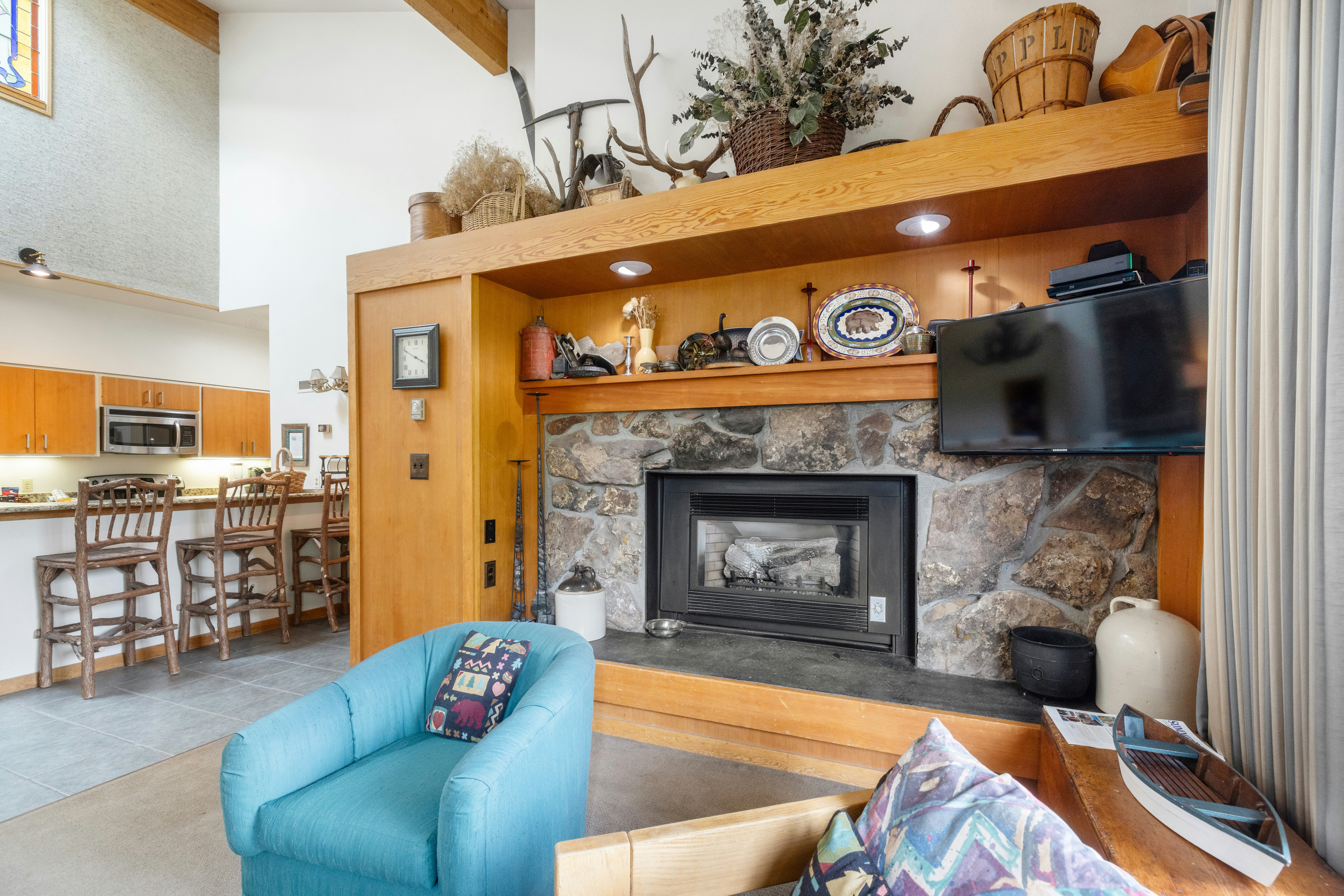 3 Bedroom Condominium