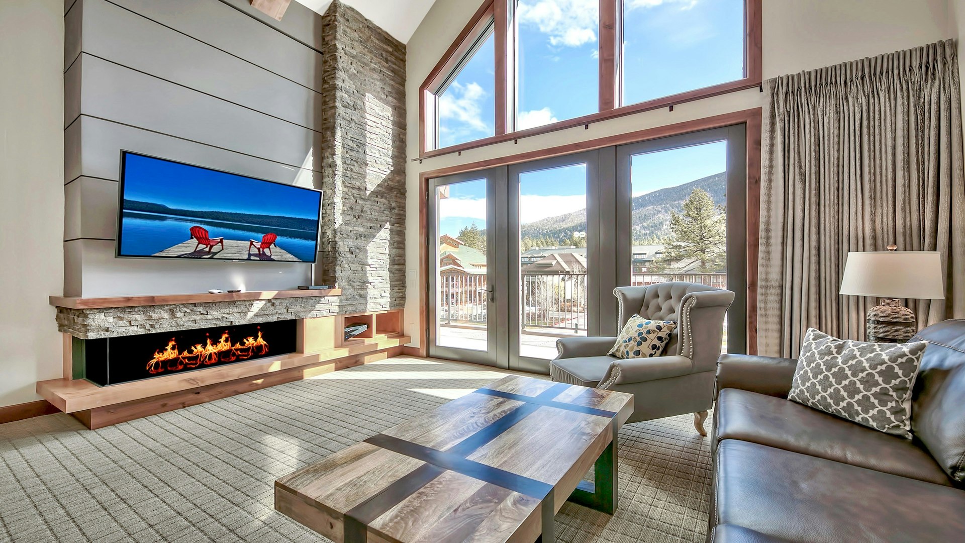 Mountain View Three Bedroom Residence