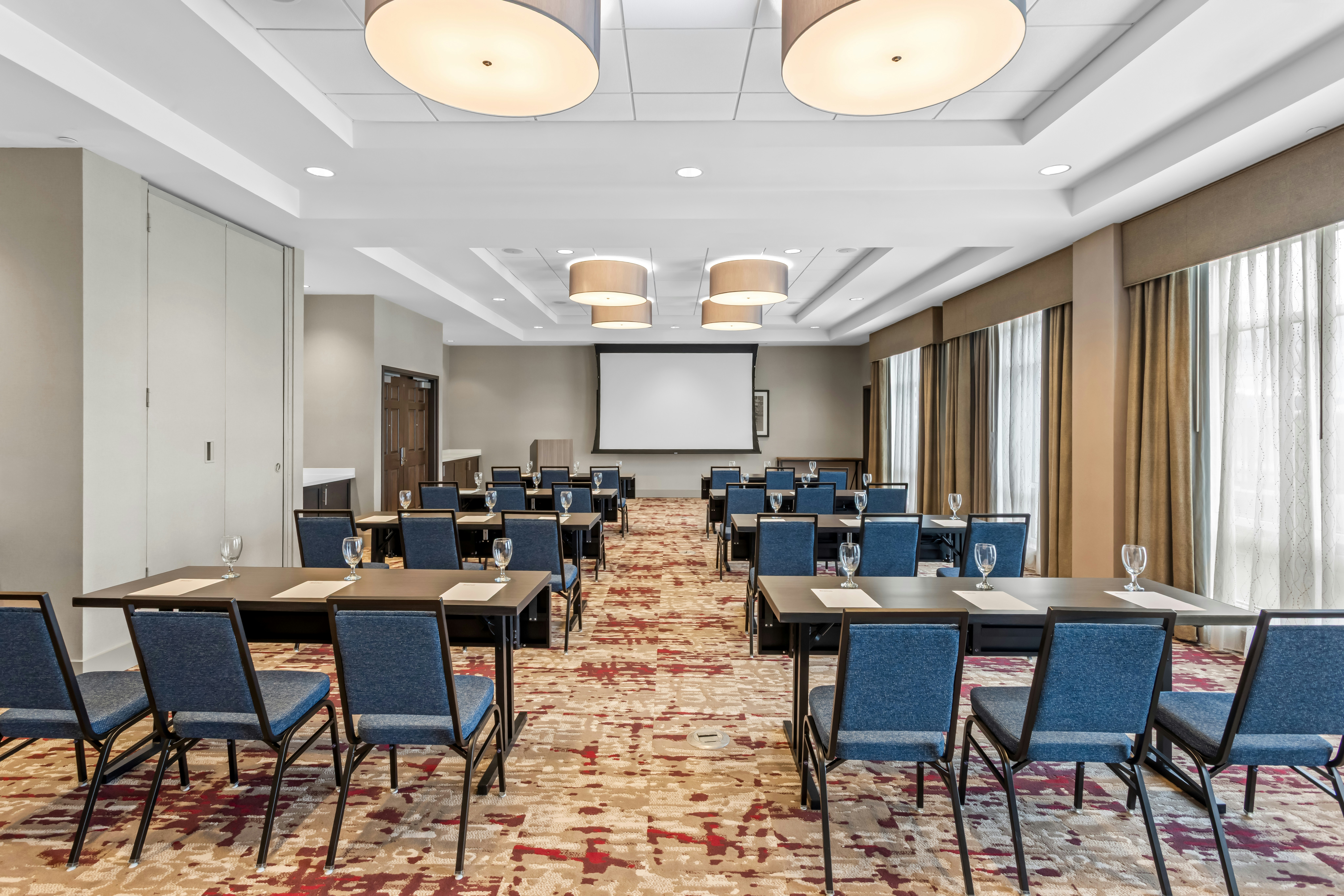 Hilton Garden Inn Corning Downtown