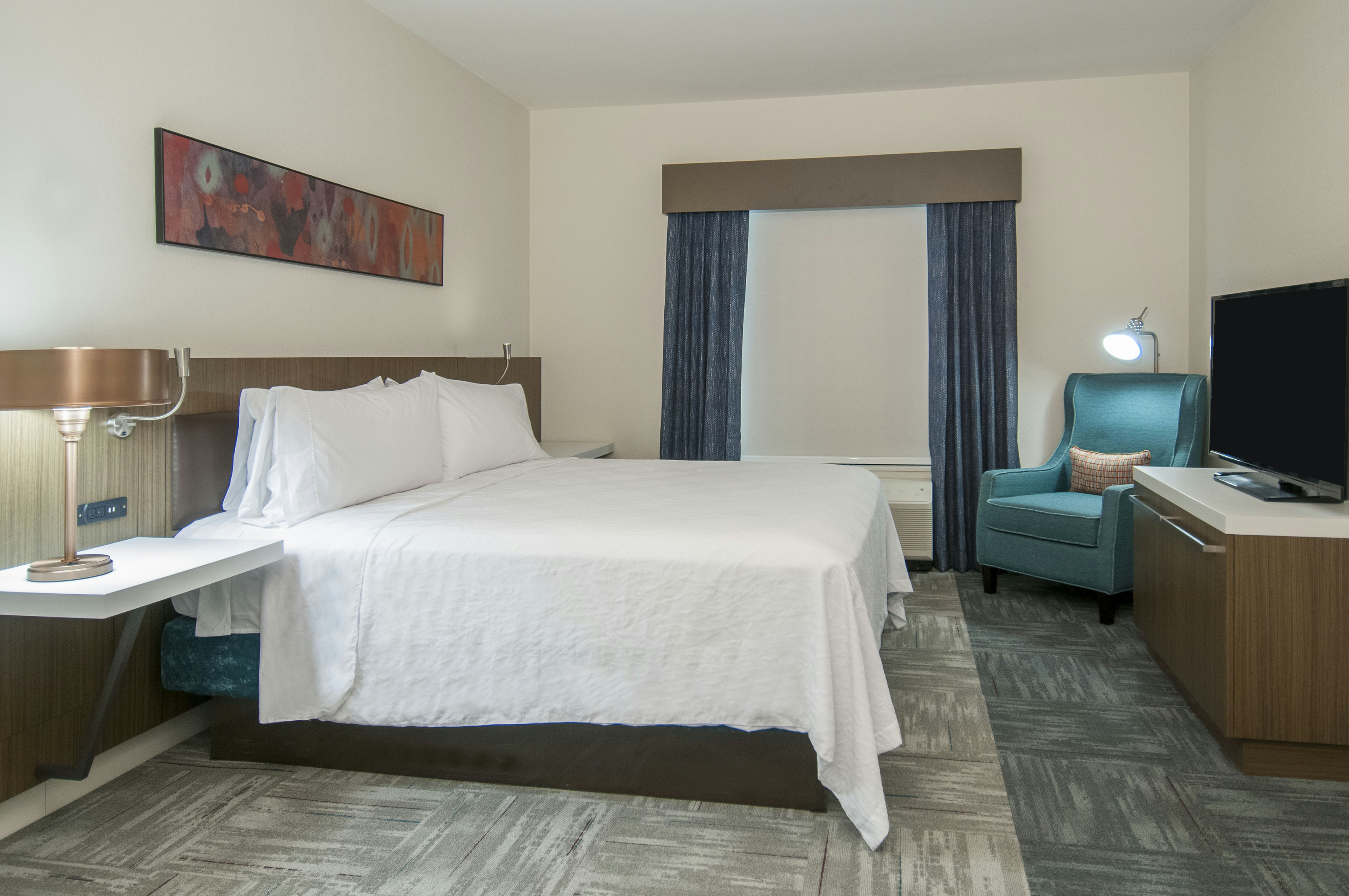 1 KING BED