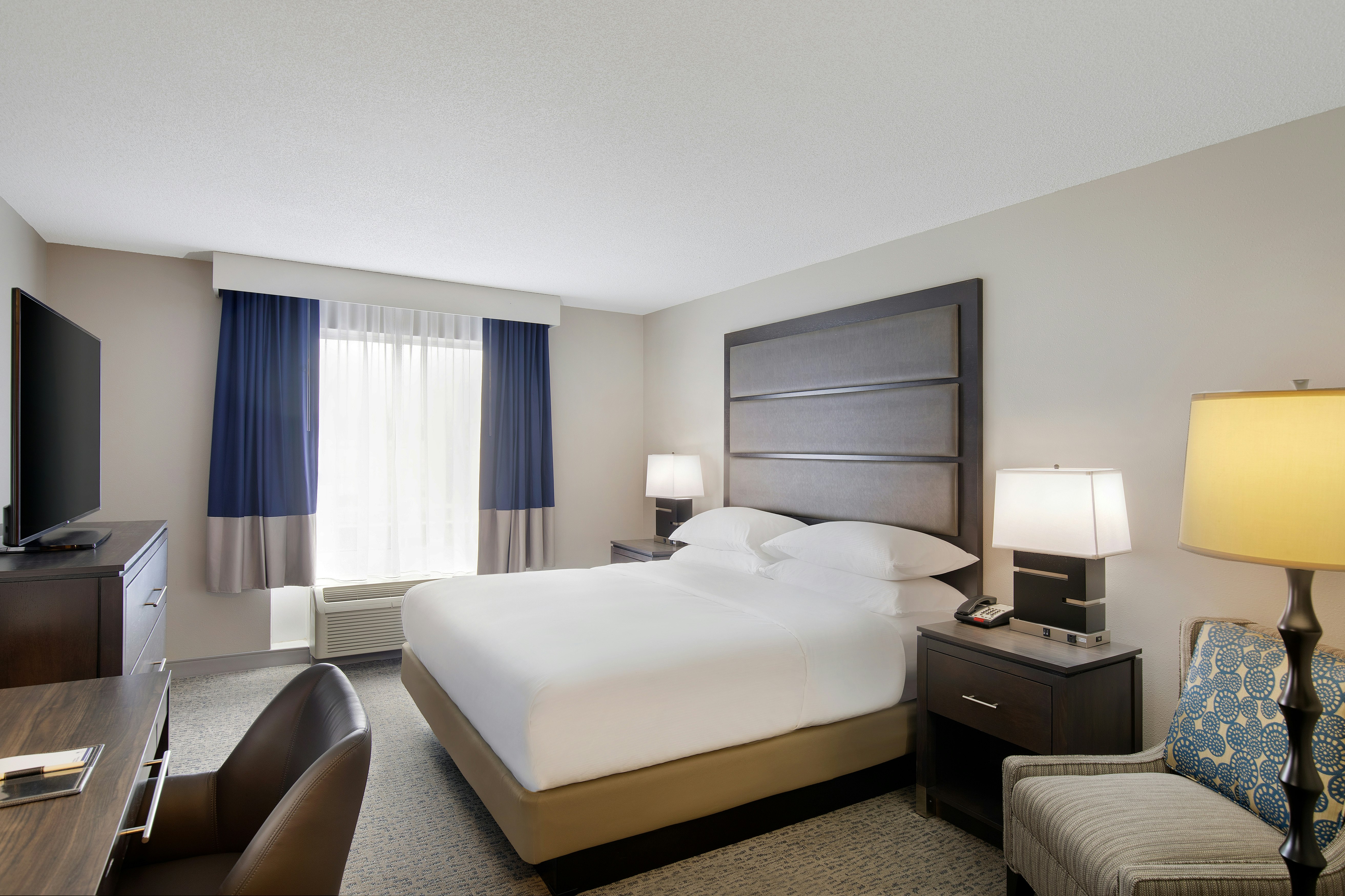 DoubleTree by Hilton Richmond Airport