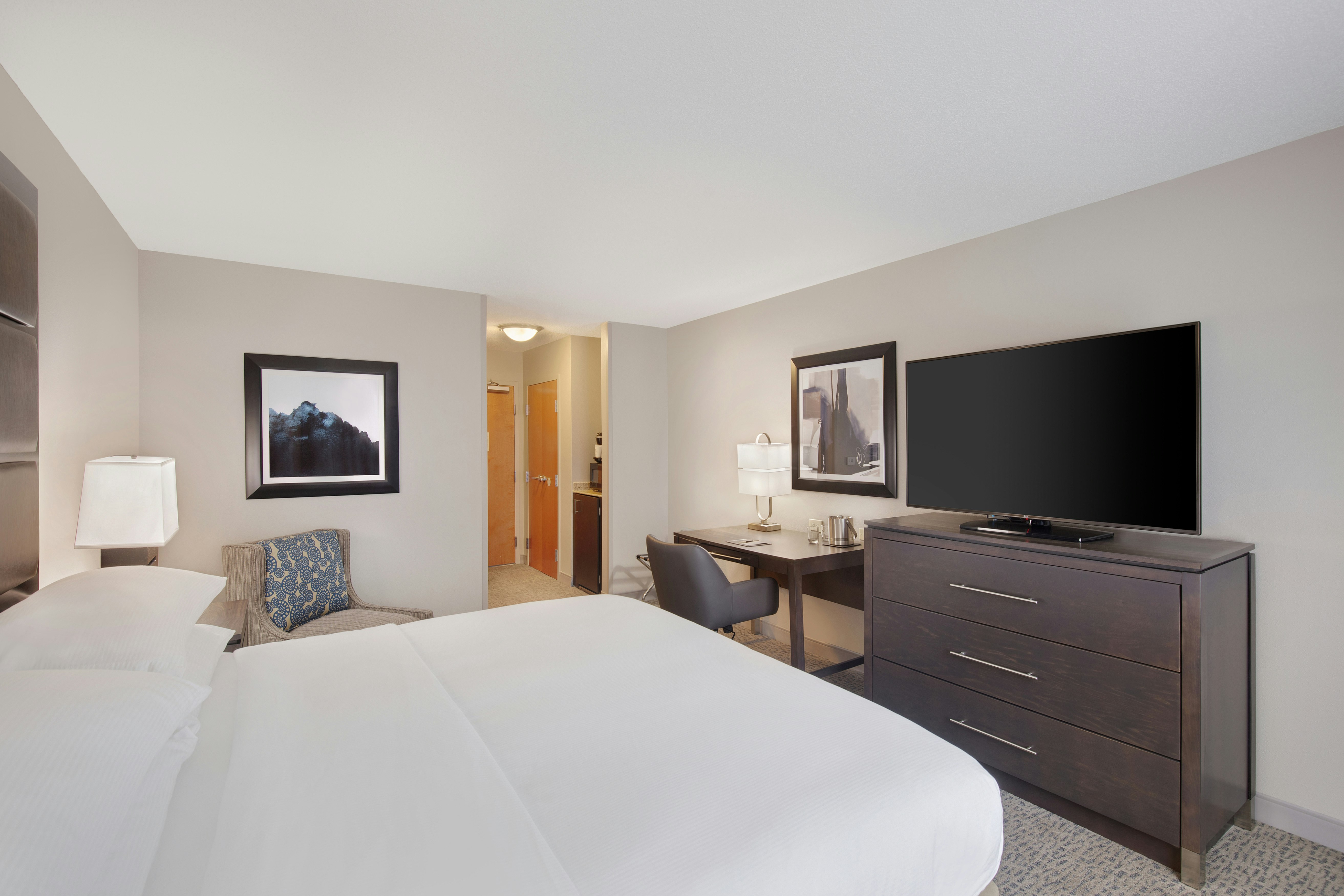 DoubleTree by Hilton Richmond Airport