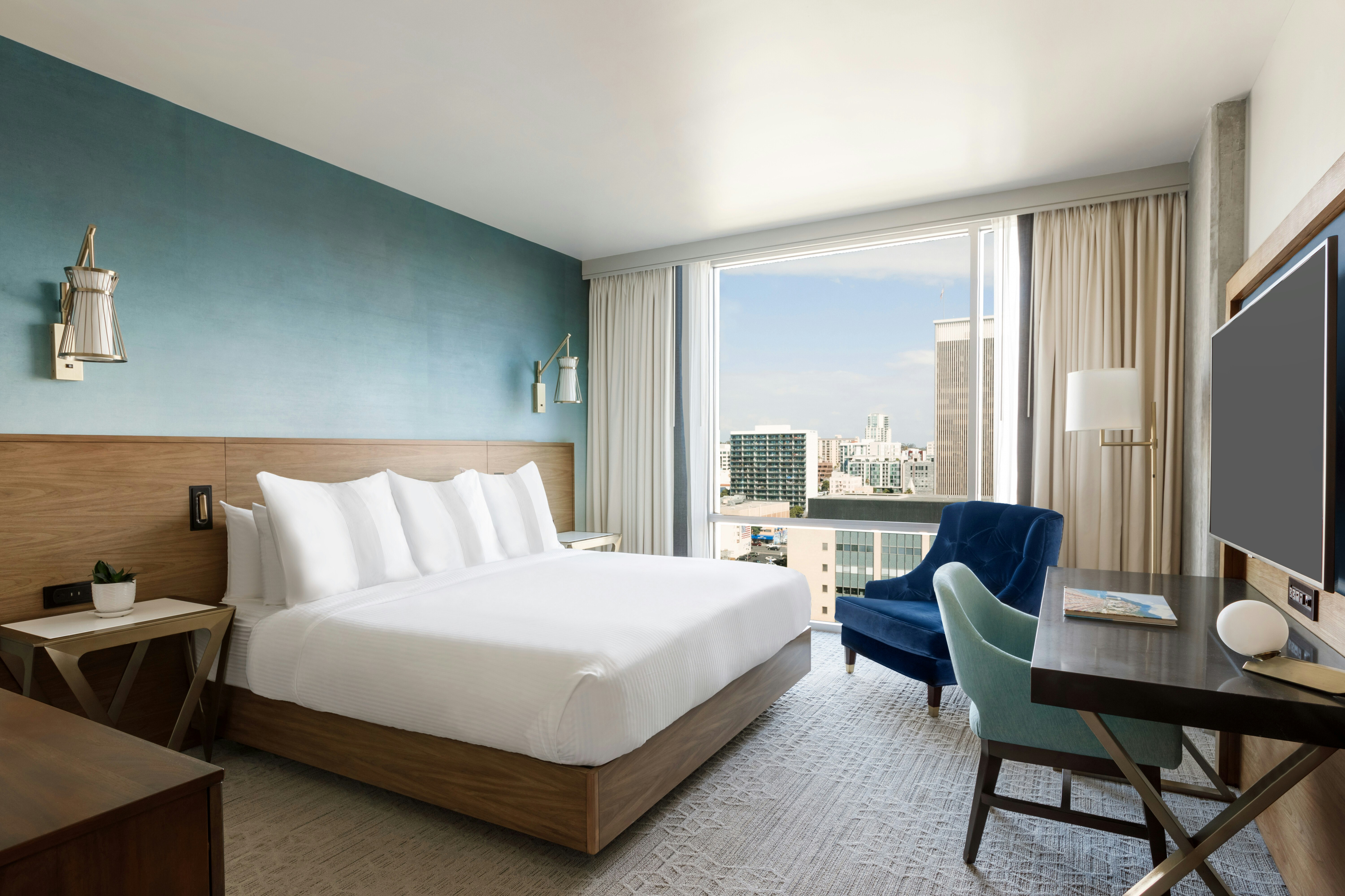 Carte Hotel San Diego Downtown, Curio Collection by Hilton