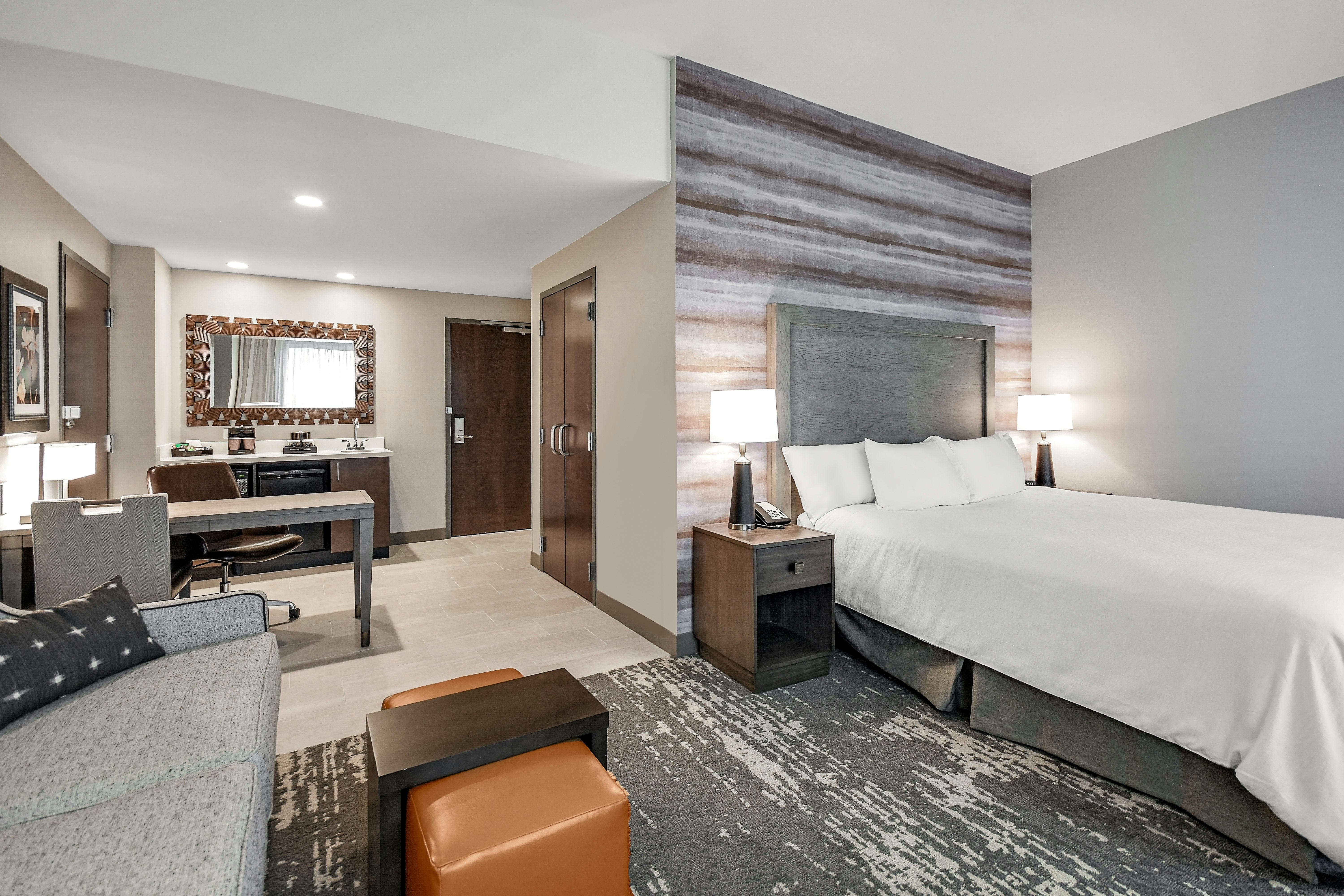Embassy Suites Jonesboro Red Wolf Convention Center