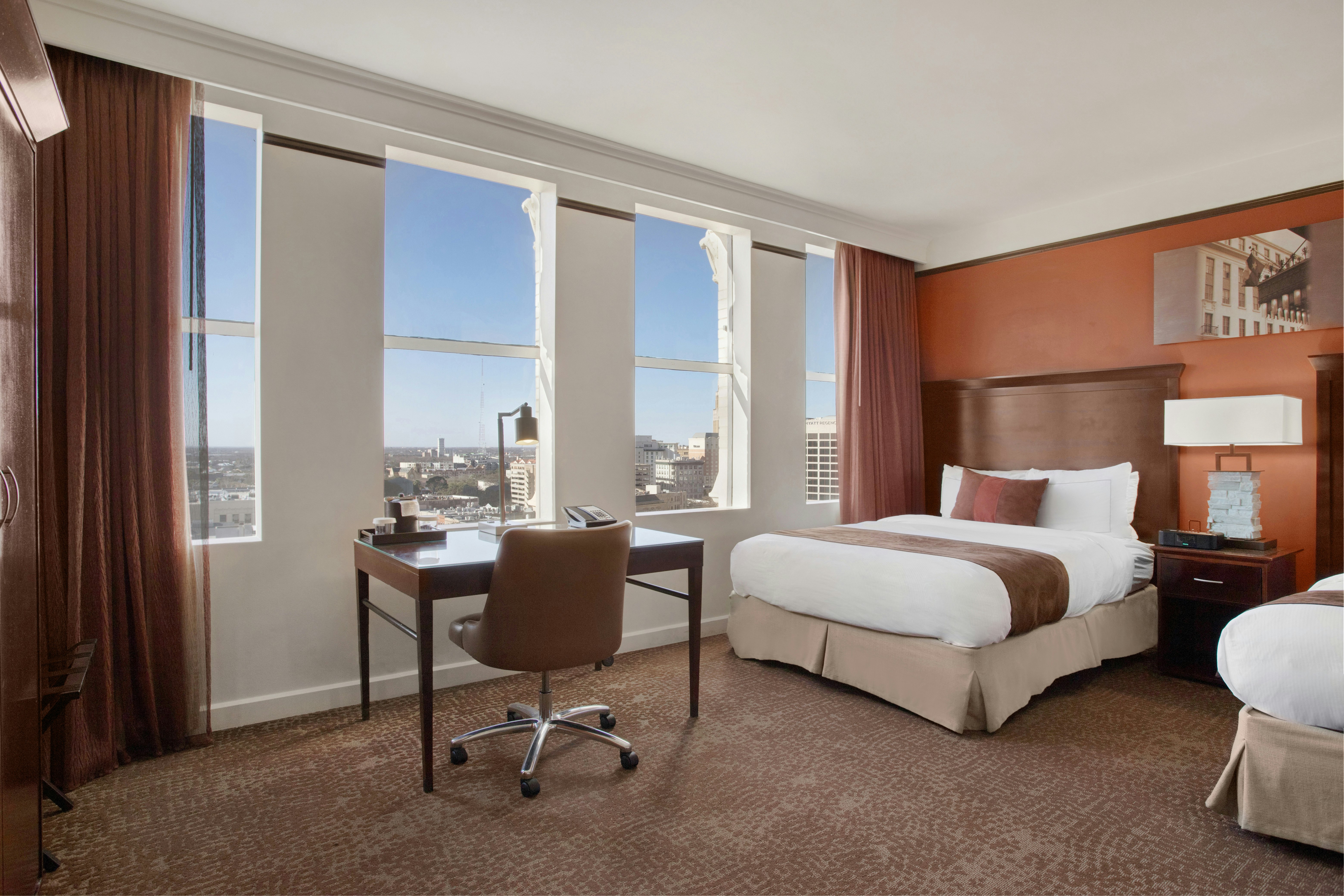 The Emily Morgan San Antonio – a DoubleTree by Hilton