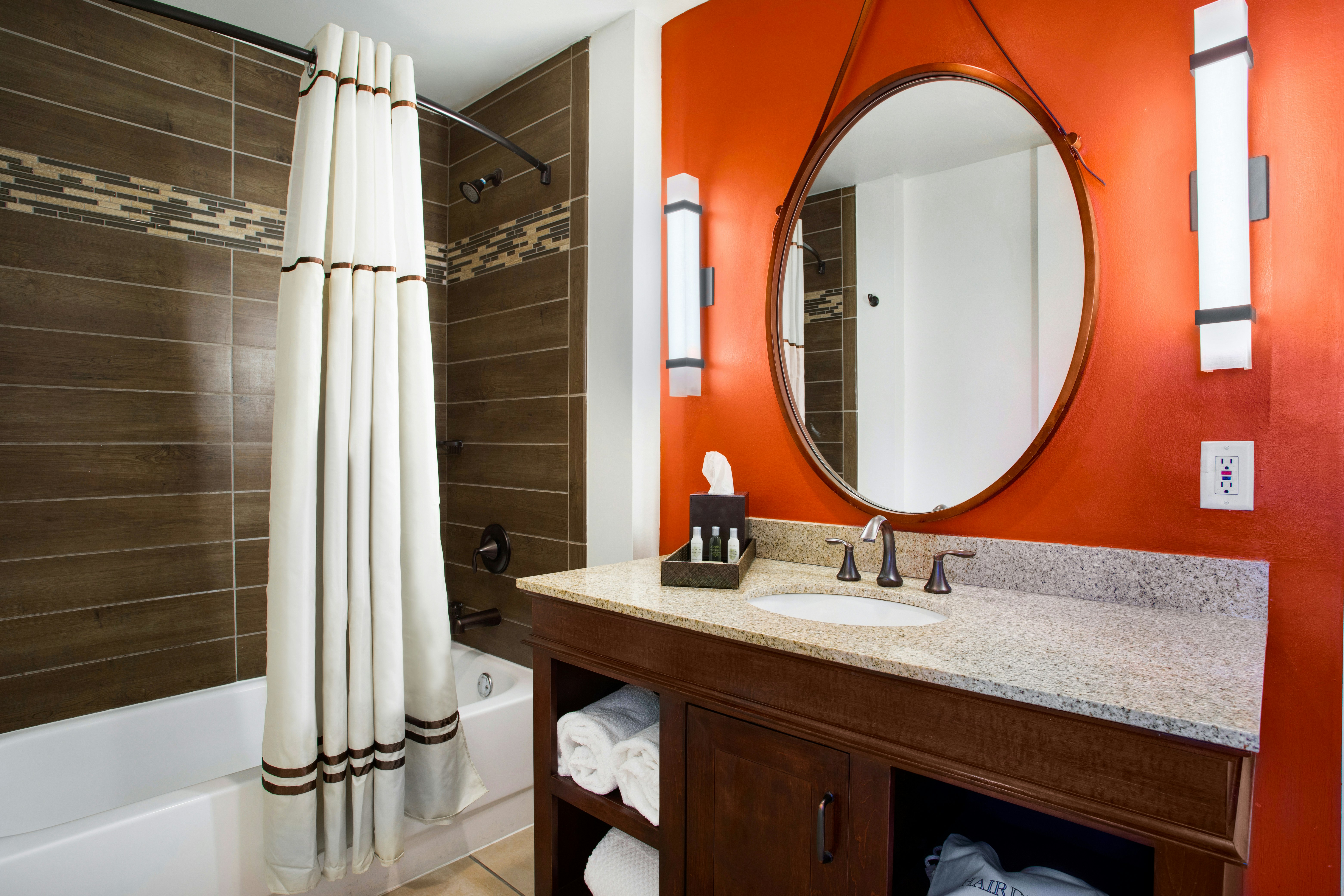 The Emily Morgan San Antonio – a DoubleTree by Hilton