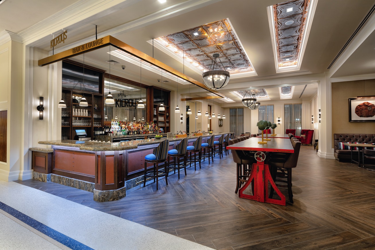 The Higgins Hotel New Orleans, Curio Collection by Hilton