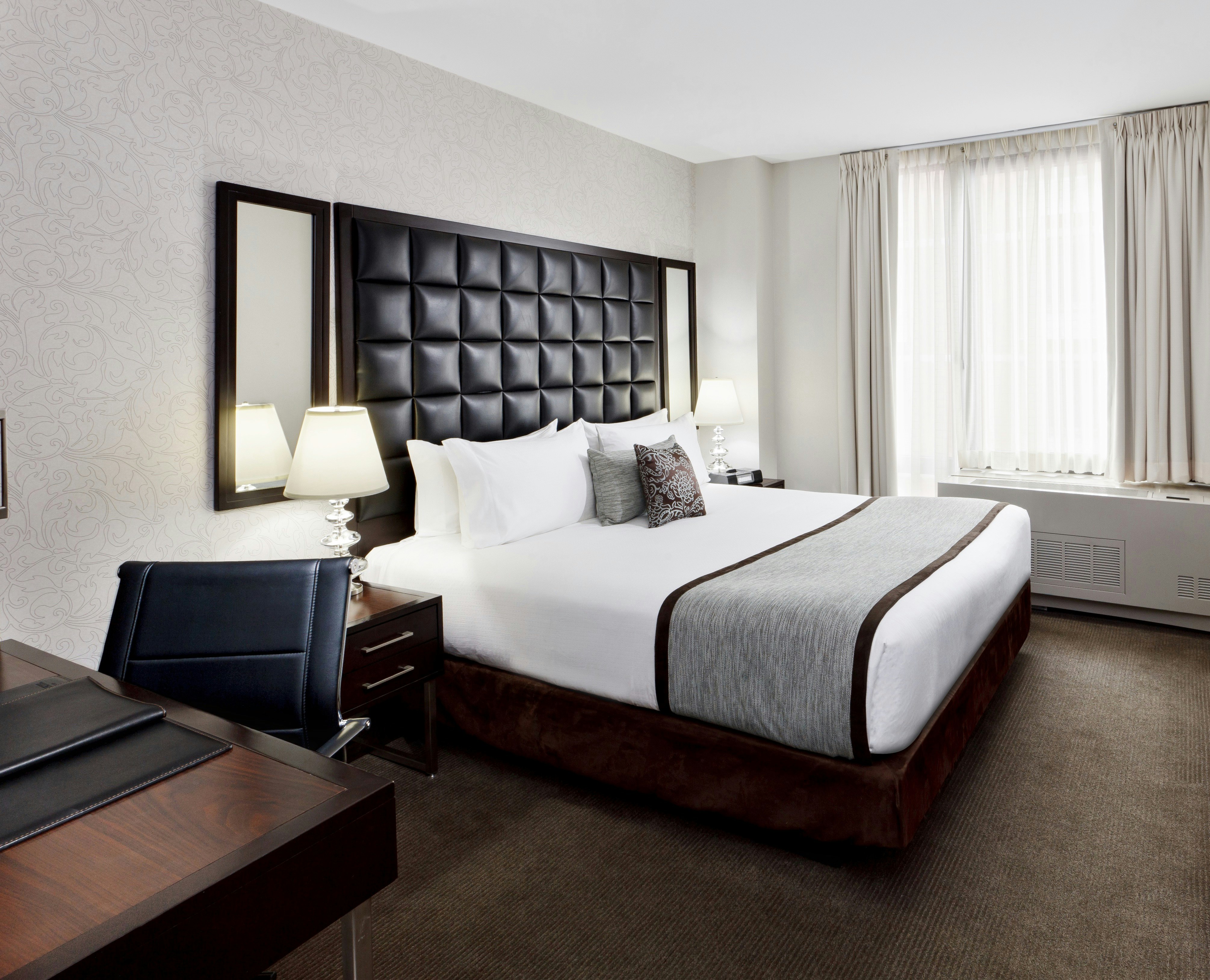 1 KING BED