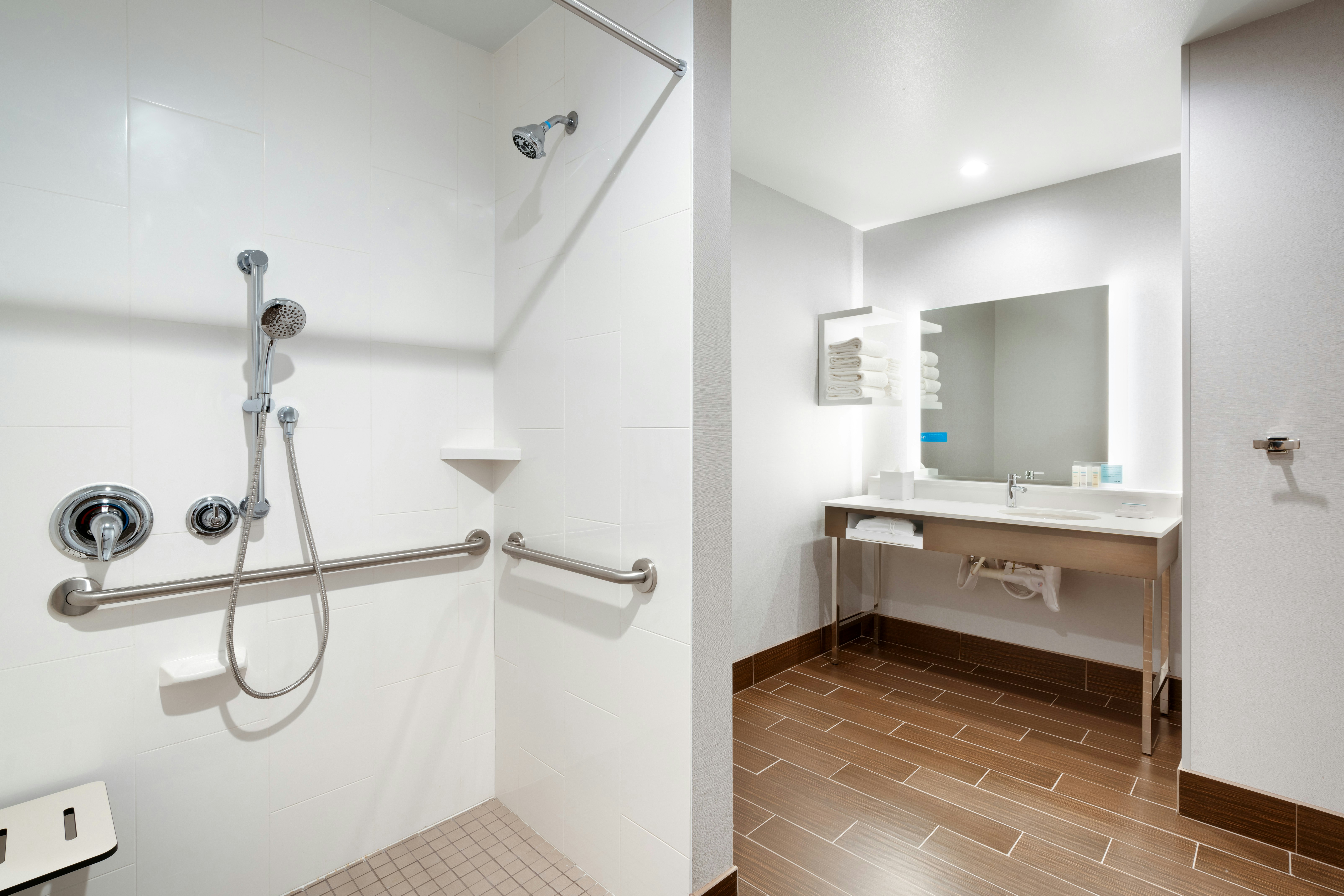 Hampton Inn & Suites Anaheim