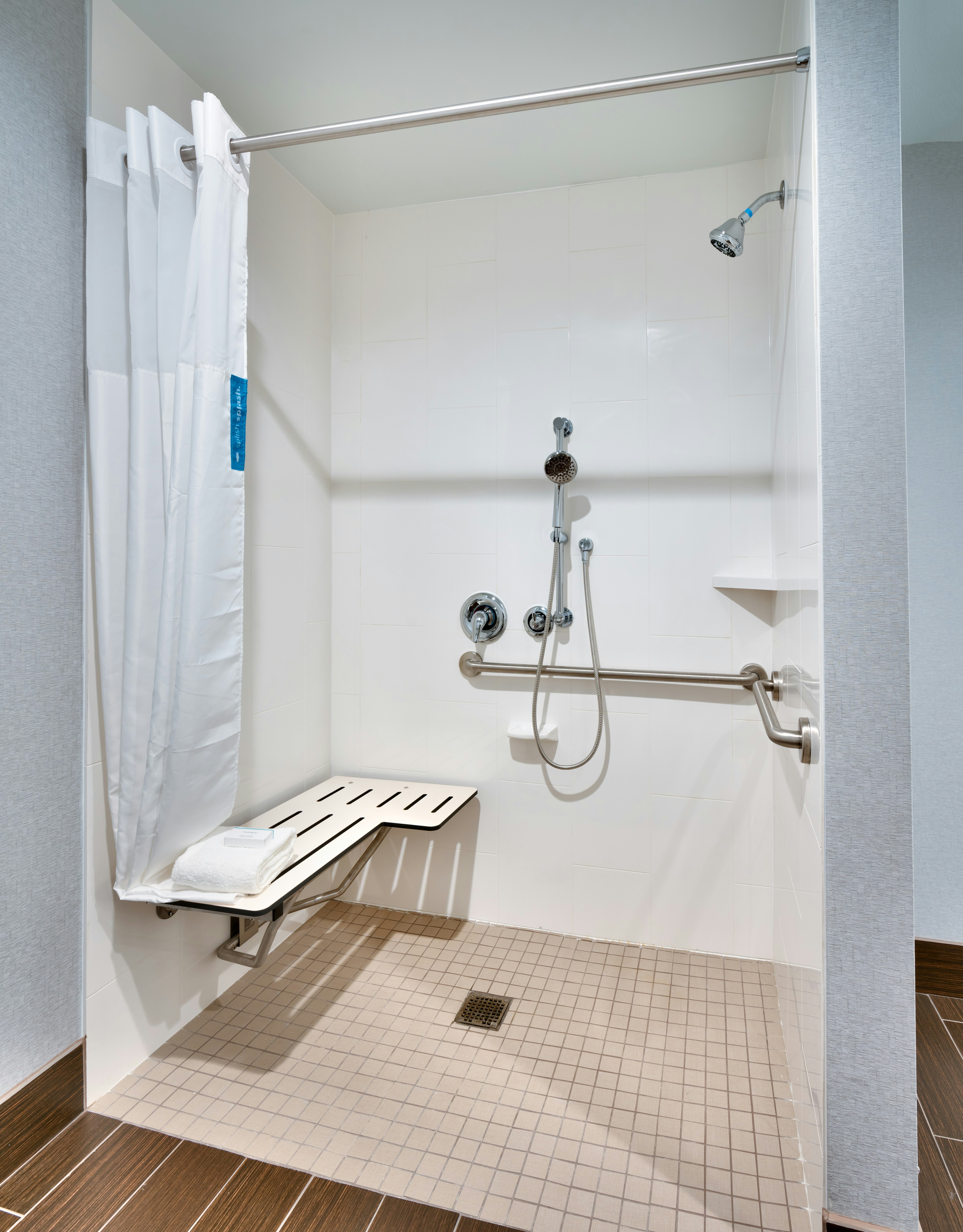 Hampton Inn & Suites Anaheim