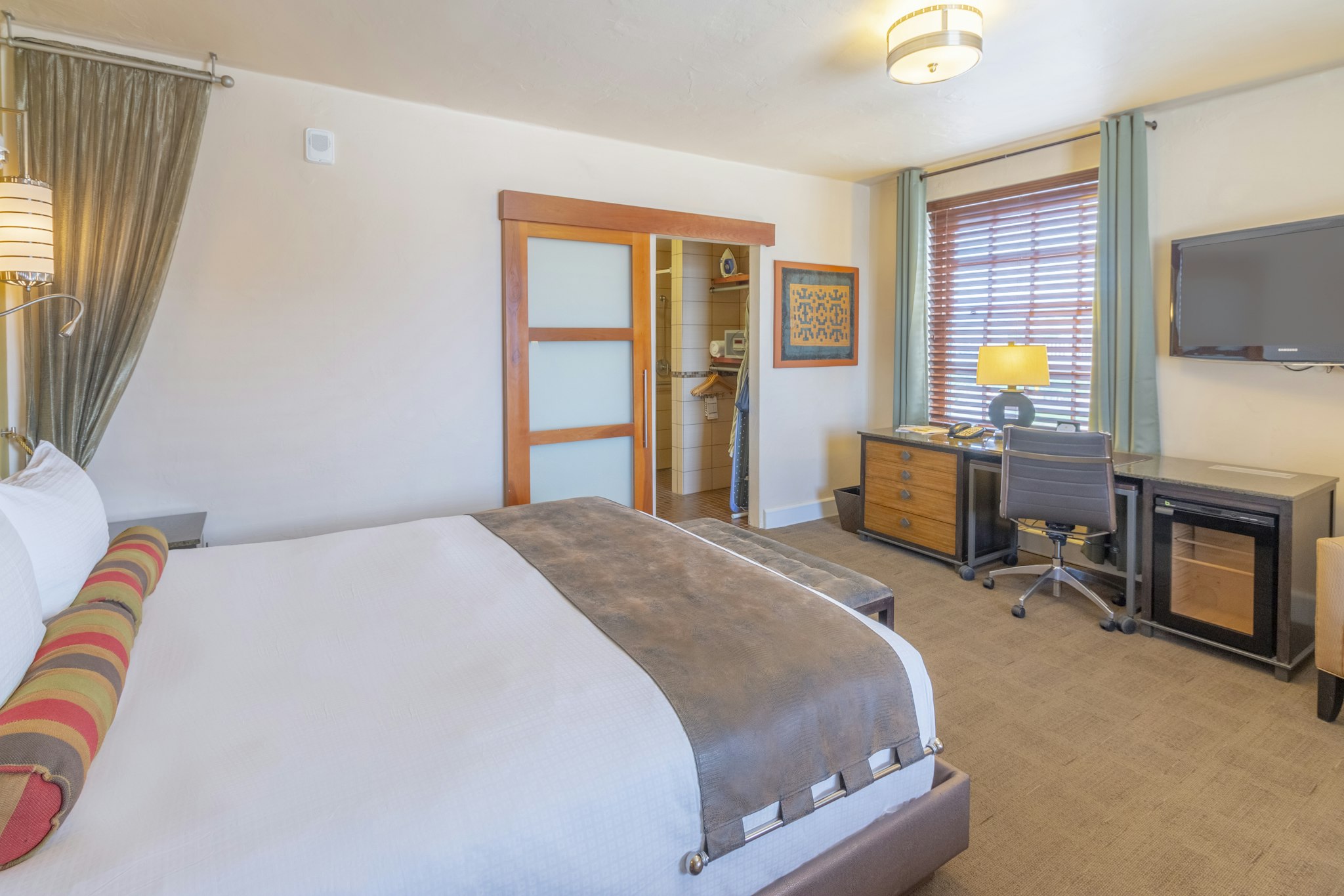 Hotel Andaluz-Curio Collection by Hilton