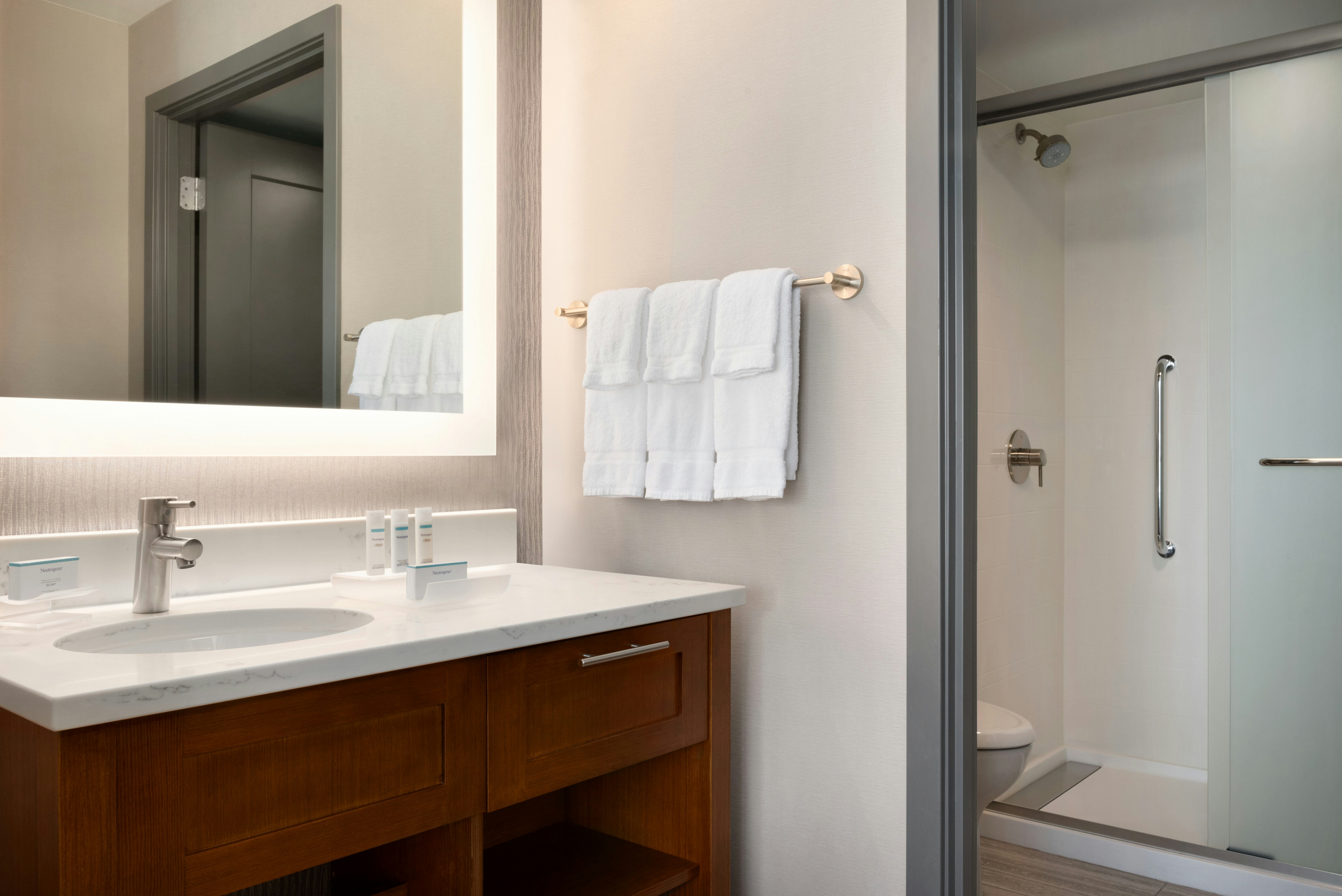 Homewood Suites by Hilton – Chicago Downtown South Loop