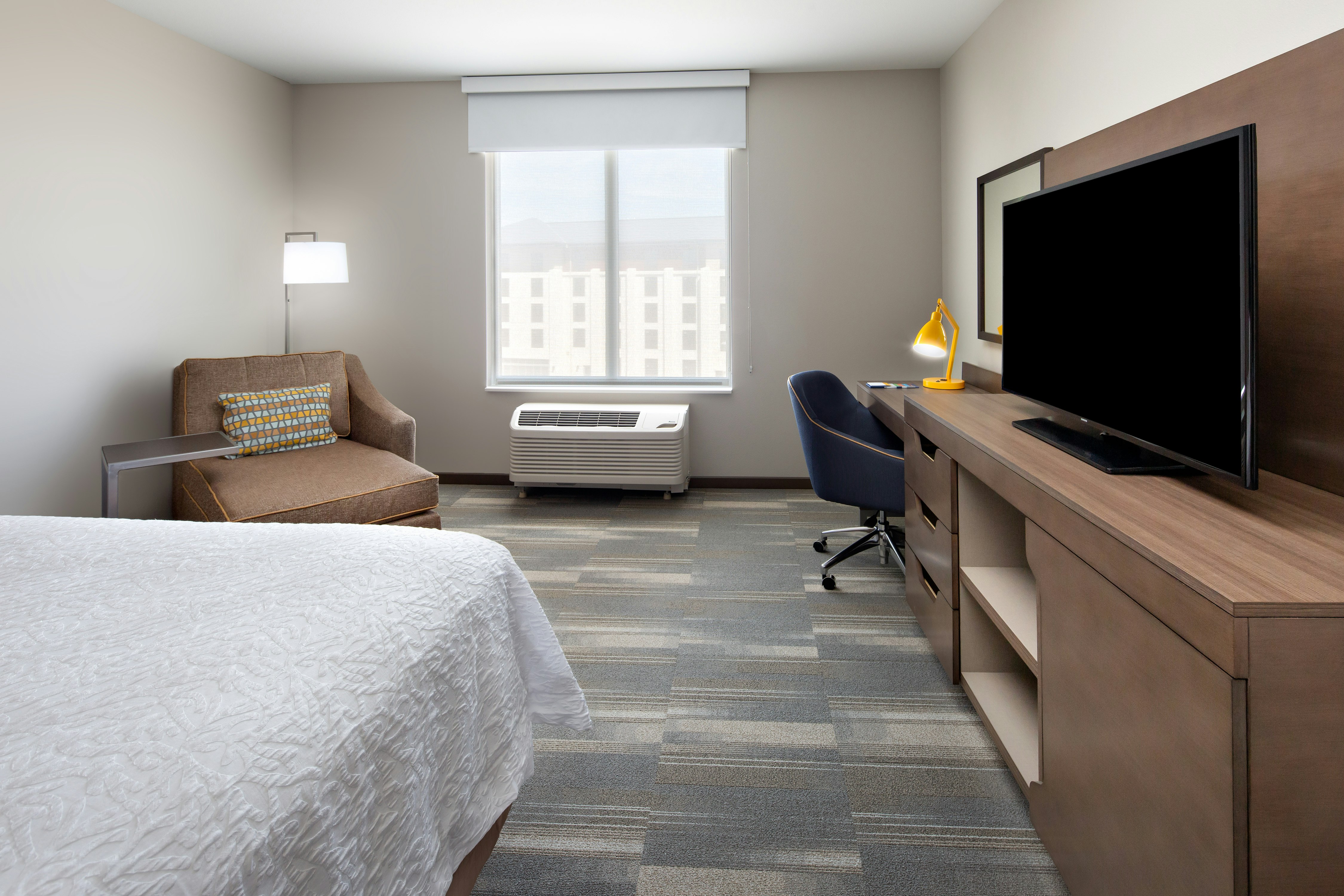 Hampton Inn & Suites San Diego Liberty Station
