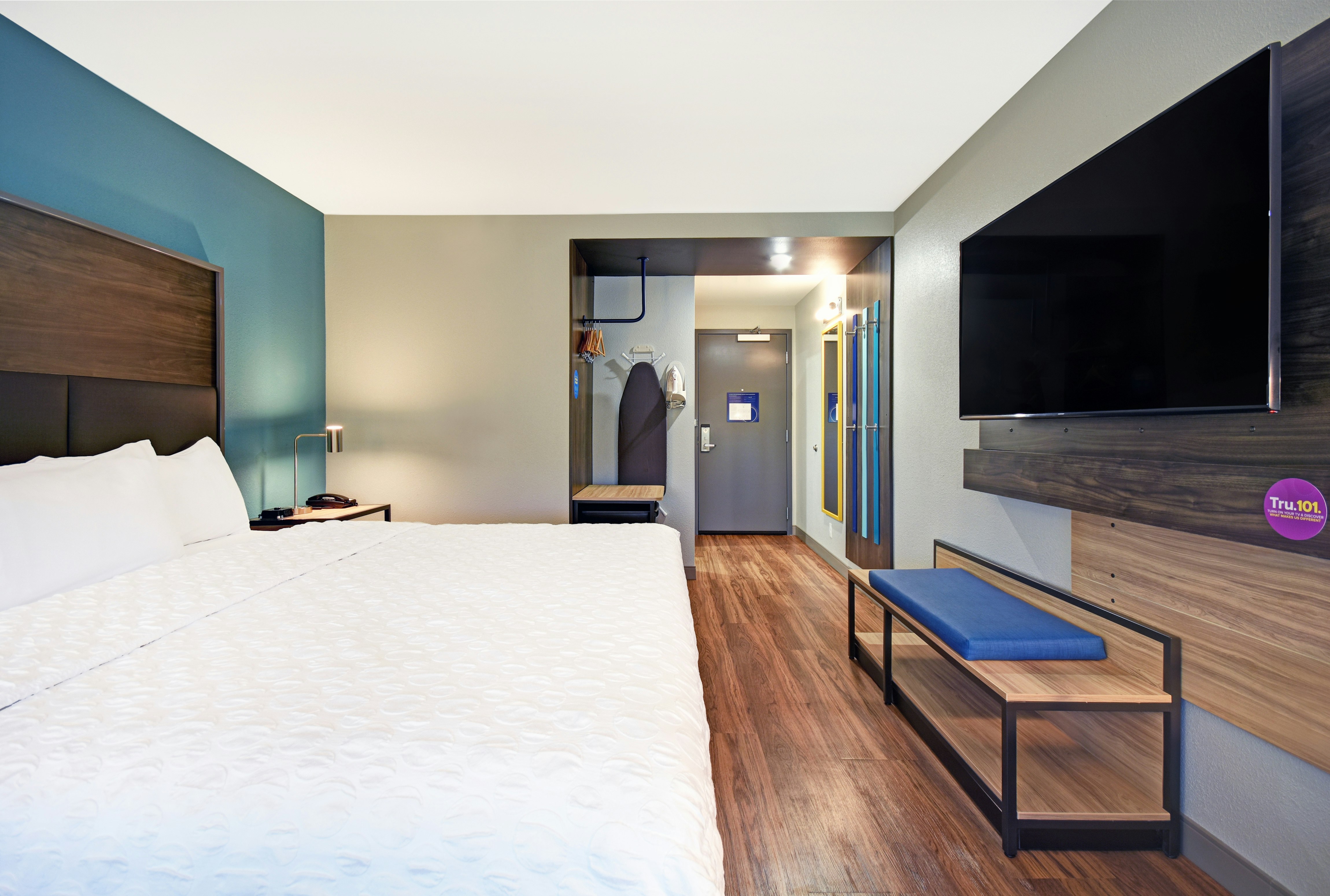 Tru by Hilton Grand Rapids Airport