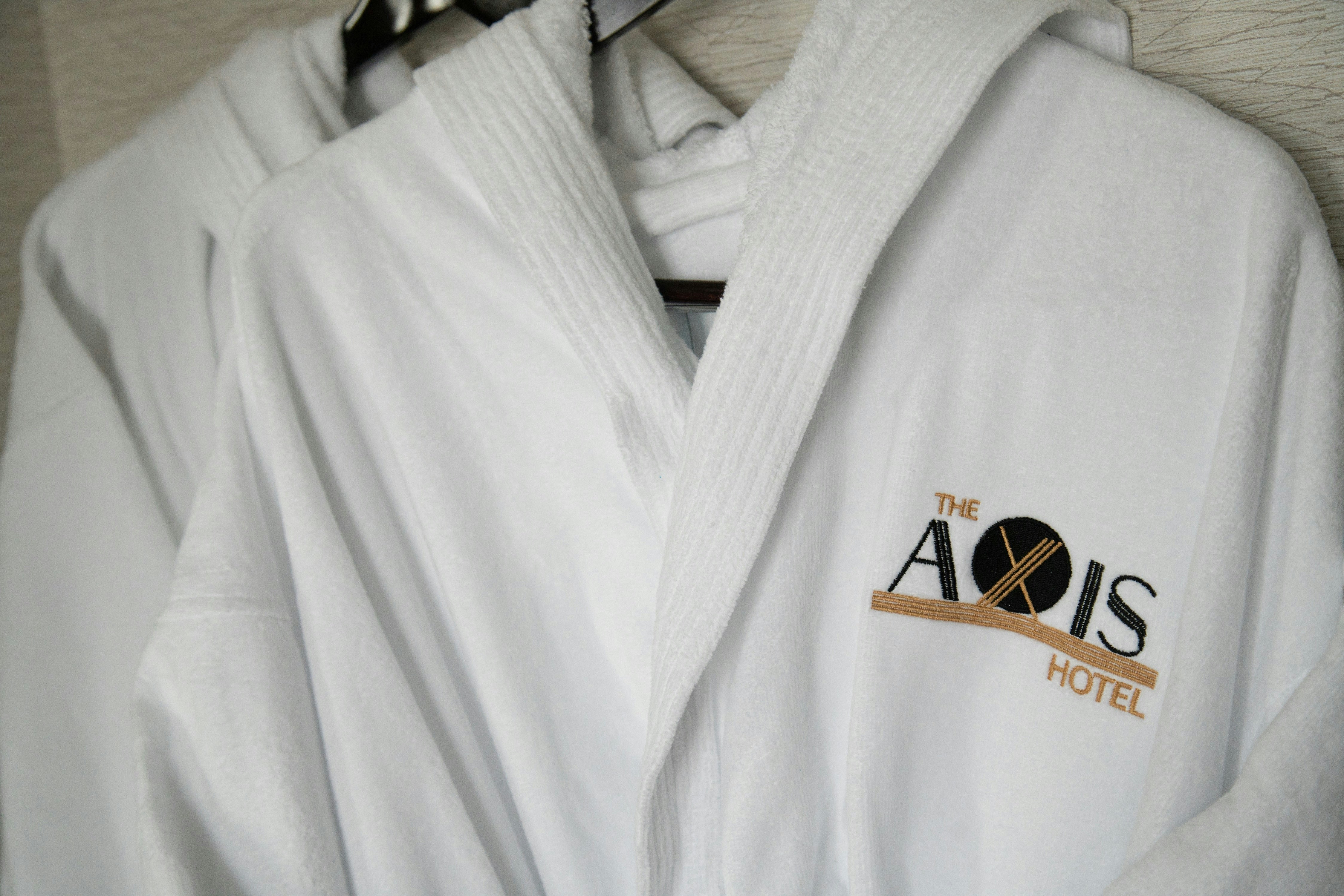 The Axis Hotel Moline, Tapestry Collection by Hilton