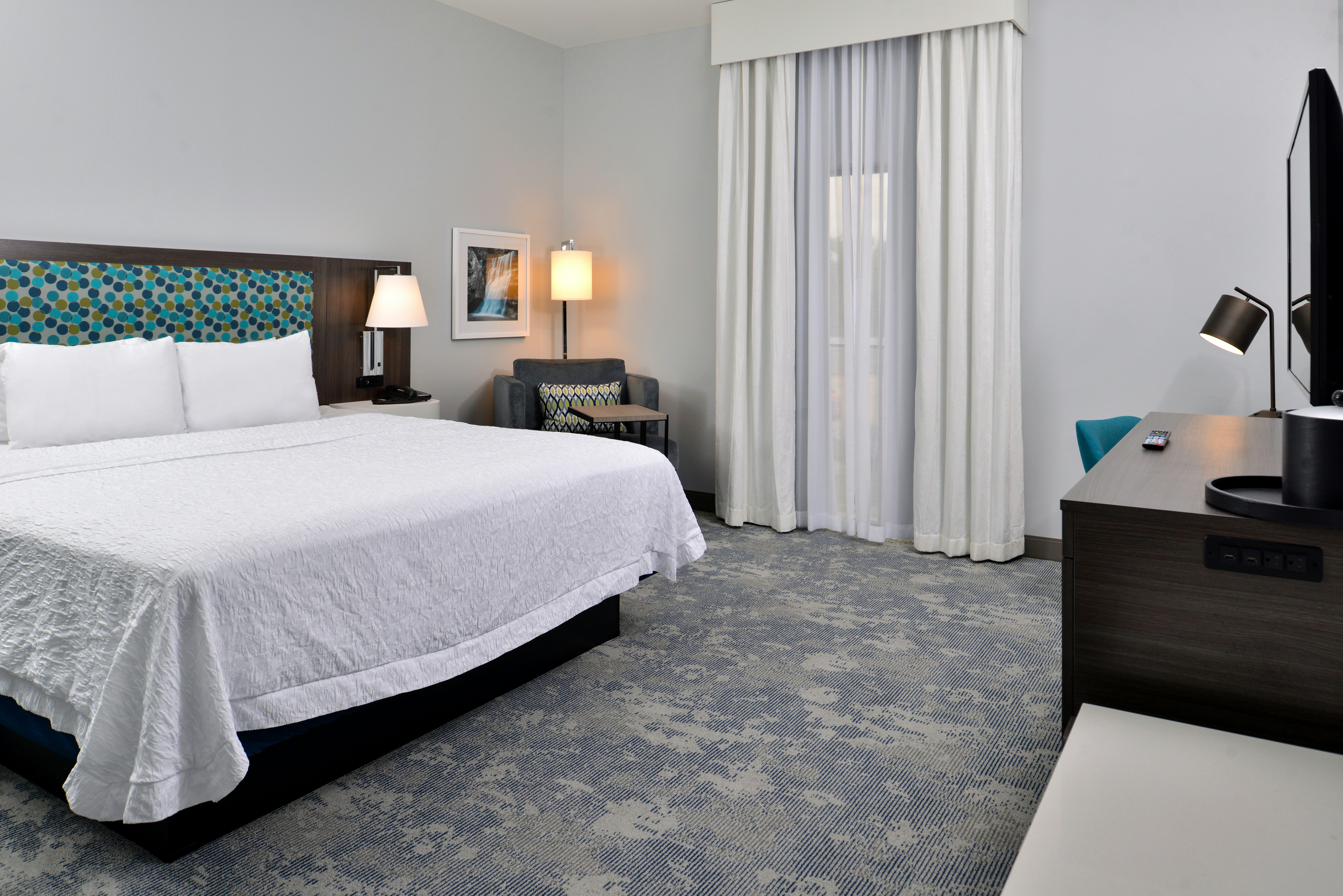 Hampton Inn by Hilton Cedar Falls Downtown