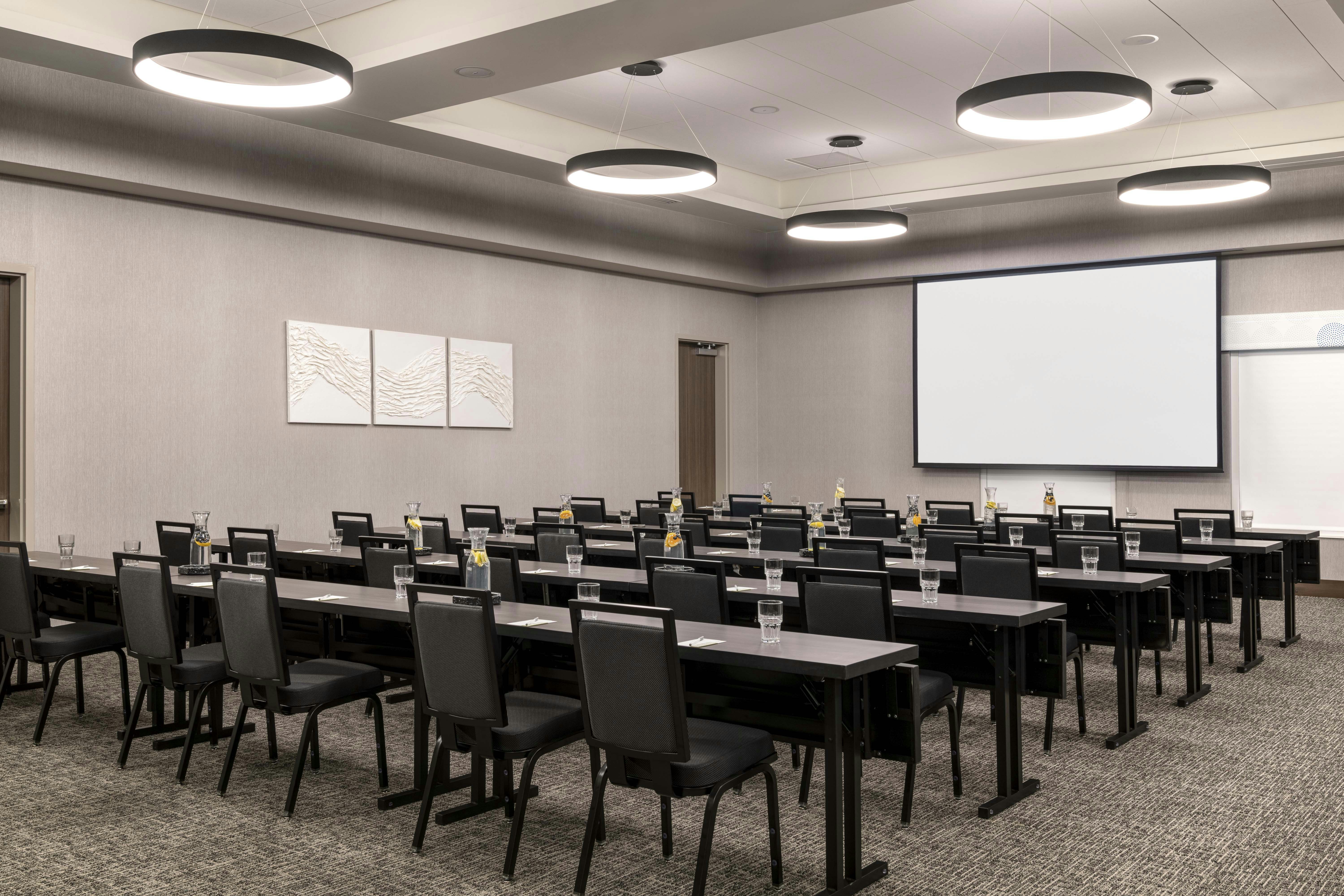 Home2 Suites by Hilton Denver Downtown Convention Center