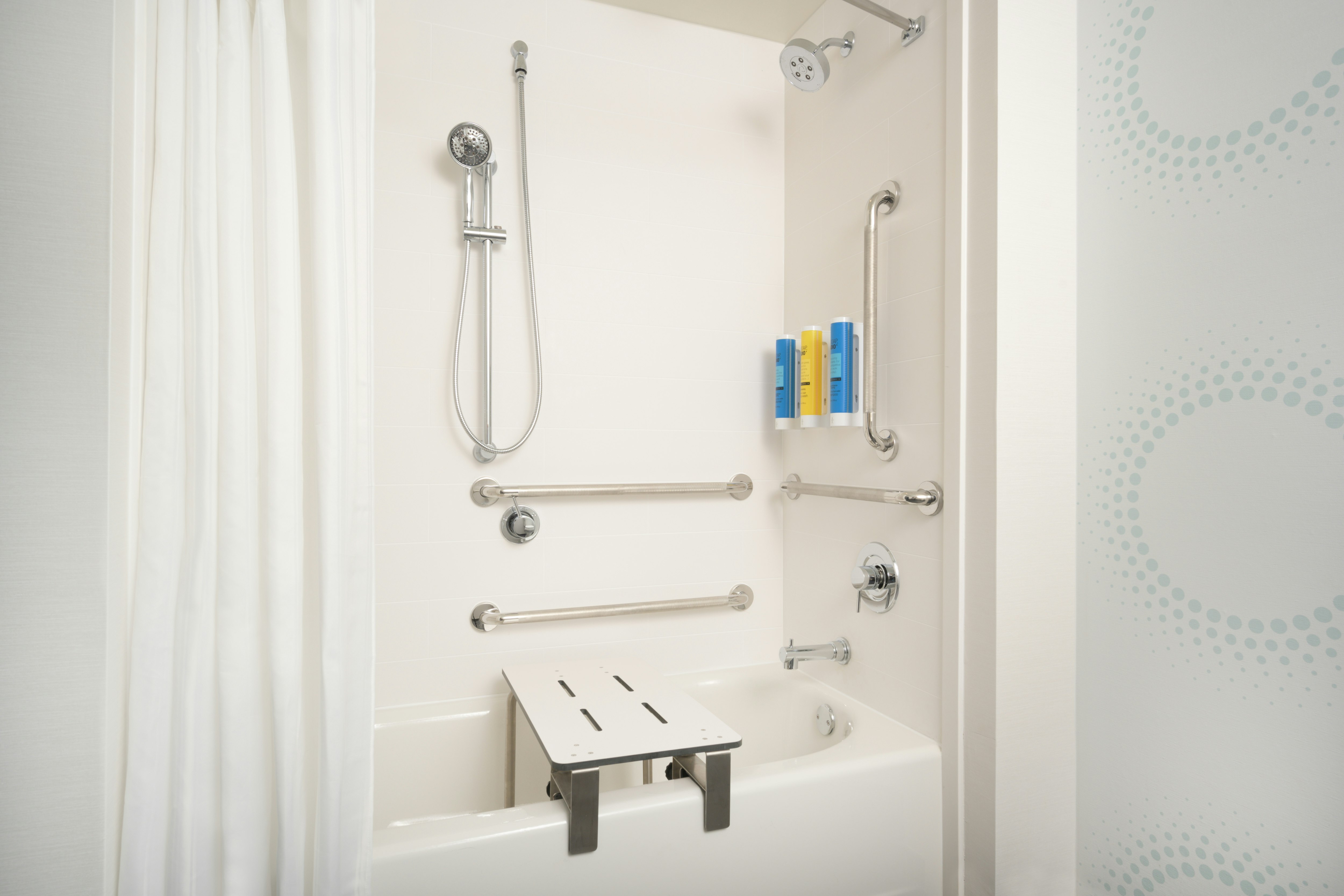 1 KING ACCESSIBLE TUB